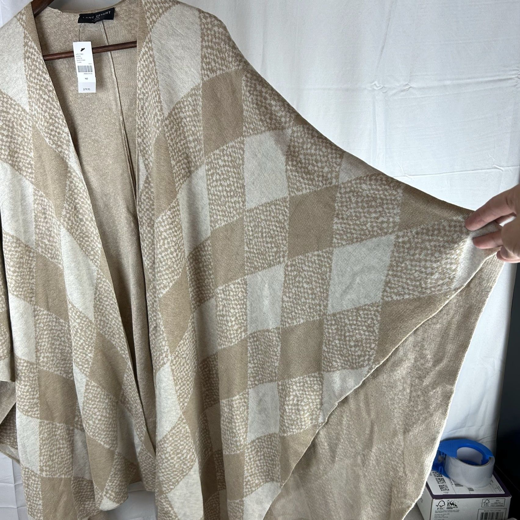 Vintage VINTAGE? NWT Lane Bryant Womens Sz OS Beige Checkered Poncho Shaw Cardigan Loungewear 0 Size ONE SIZE - 5 Thumbnail