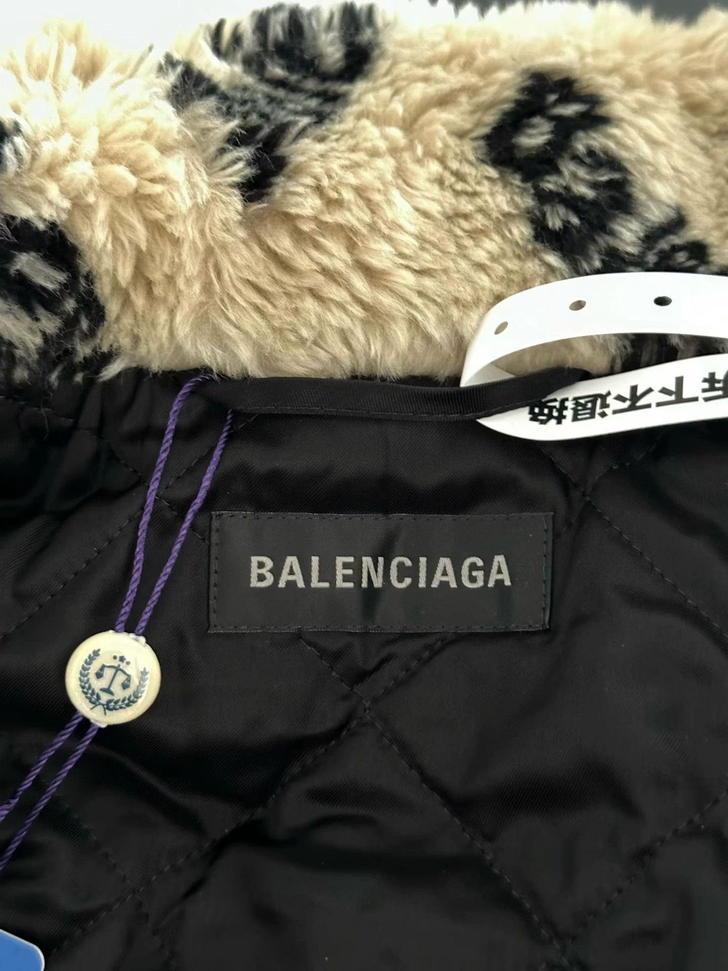 Balenciaga Balenciaga Teddy Women Jacket 32 New Size XXS / US 00 / IT 34 - 3 Thumbnail