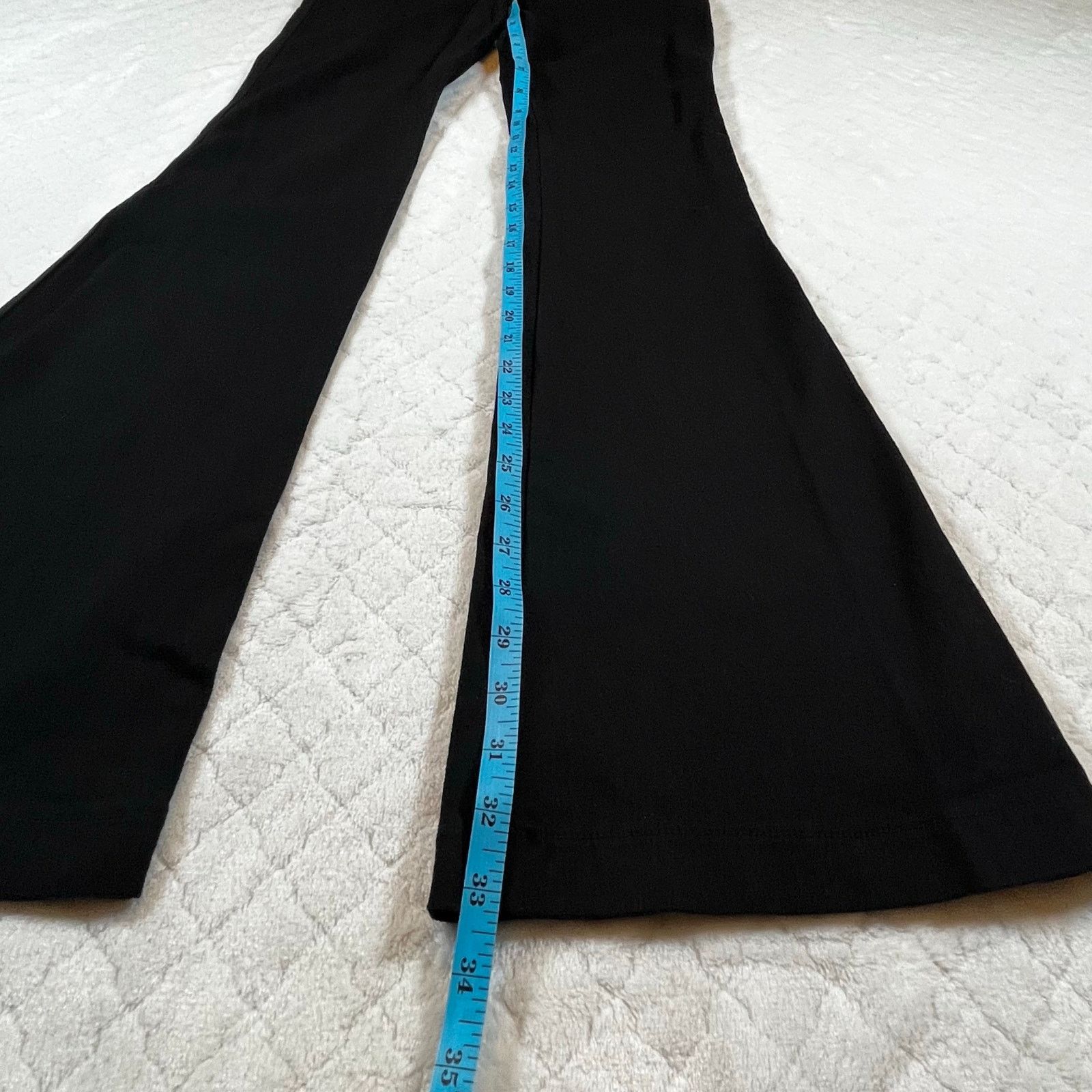 Spanx NWT Spanx Flare Leg Jeans - Size Small Black Size 27" / US 4 / IT 40 - 5 Thumbnail