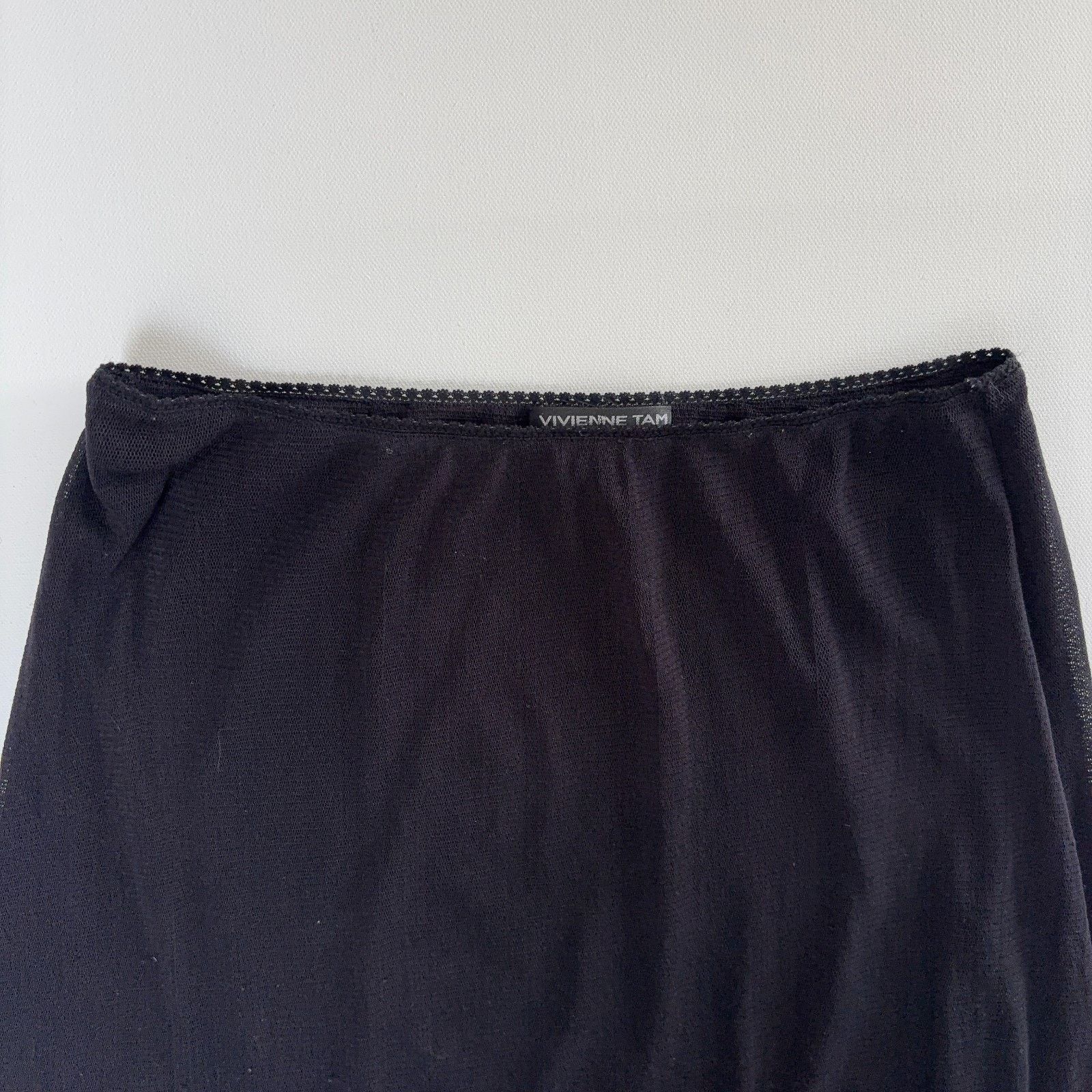 Vivienne Tam Vintage Vivienne Tam Black Mesh Skirt A-Line Size 2 Size 26" / US 2 / IT 38 - 2 Thumbnail