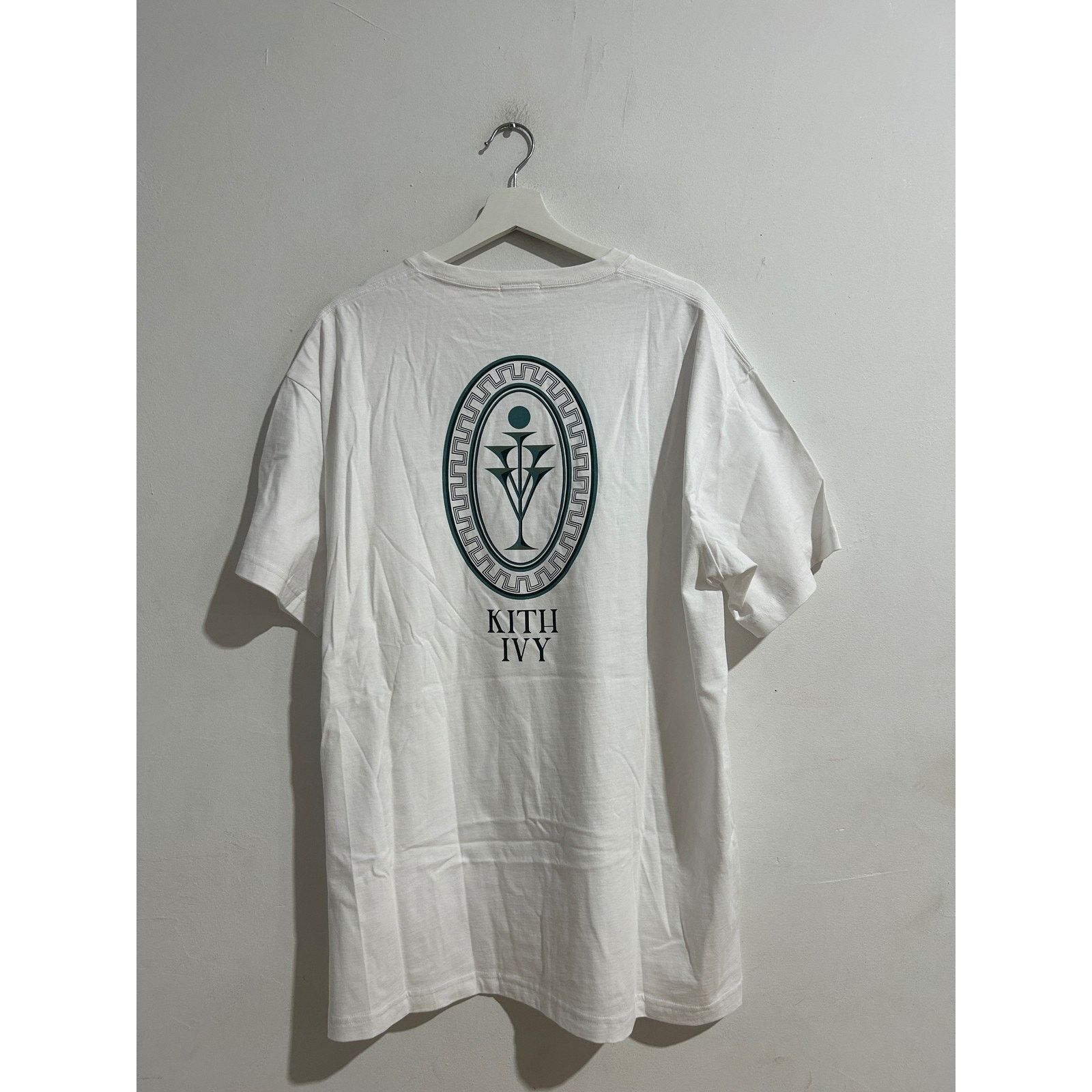 Kith KITH IVY POCKET TEE 'WHITE' SIZE XXL NEW Size US XXL / EU 58 / 5 - 2 Thumbnail