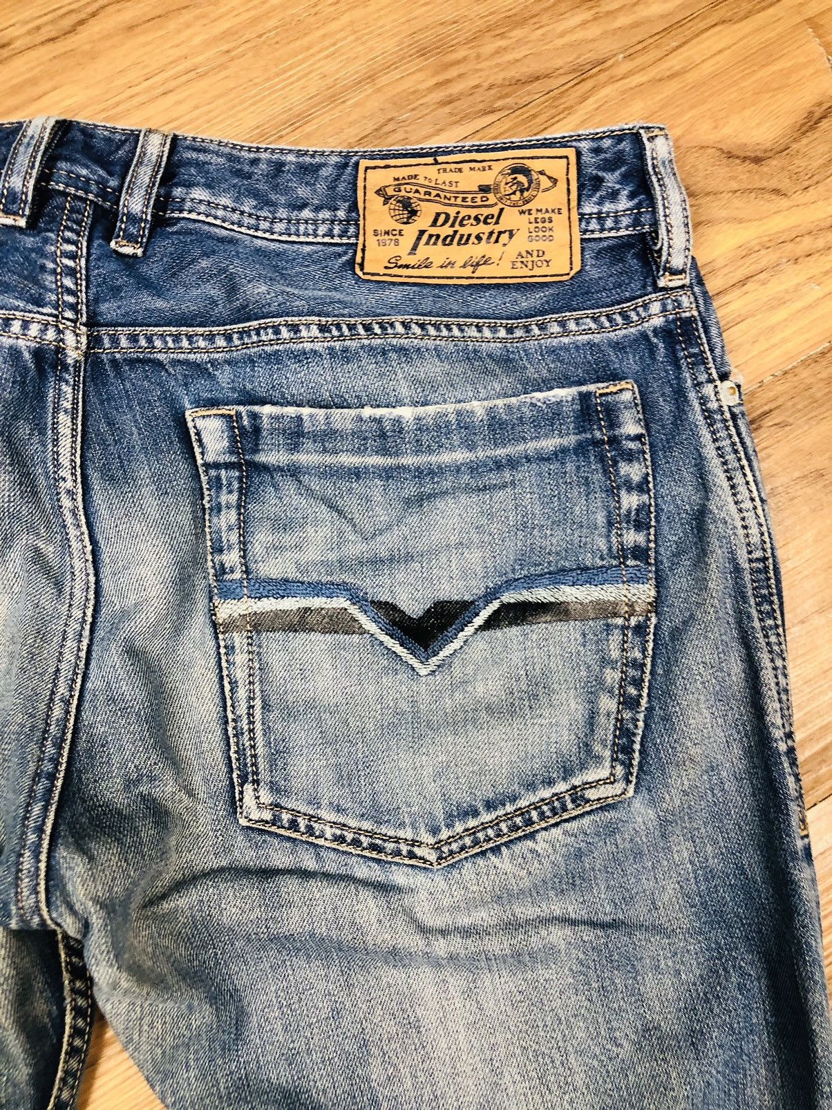 Diesel Diesel Industry Distress Jeans (33) Size US 31 - 20 Thumbnail