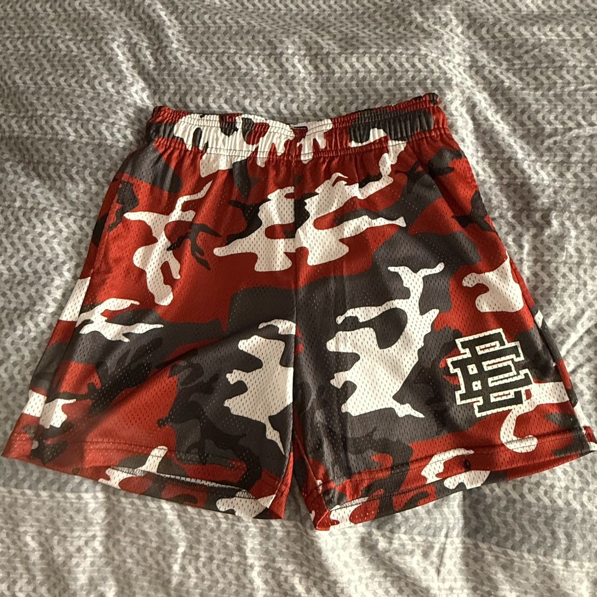 Eric Emanuel Eric Emanuel EE Basic/Core Short Maroon/Black Camo Medium Size US 32 / EU 48 - 1 Thumbnail