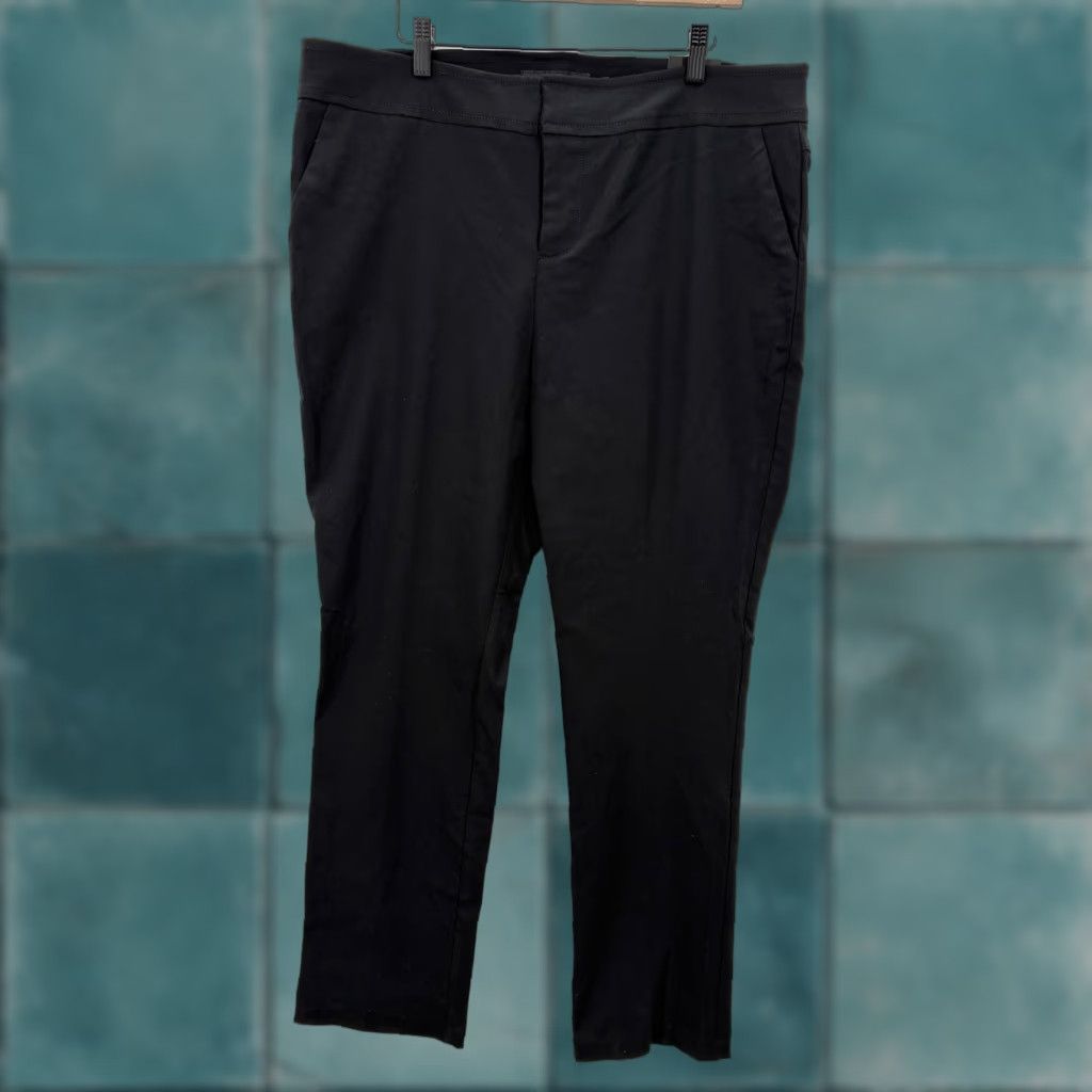 Torrid Torrid Pants Womens 18 Black Straight Leg Deluxe Stretch Career Work NWT Size 40" / US 18 - 1 Thumbnail