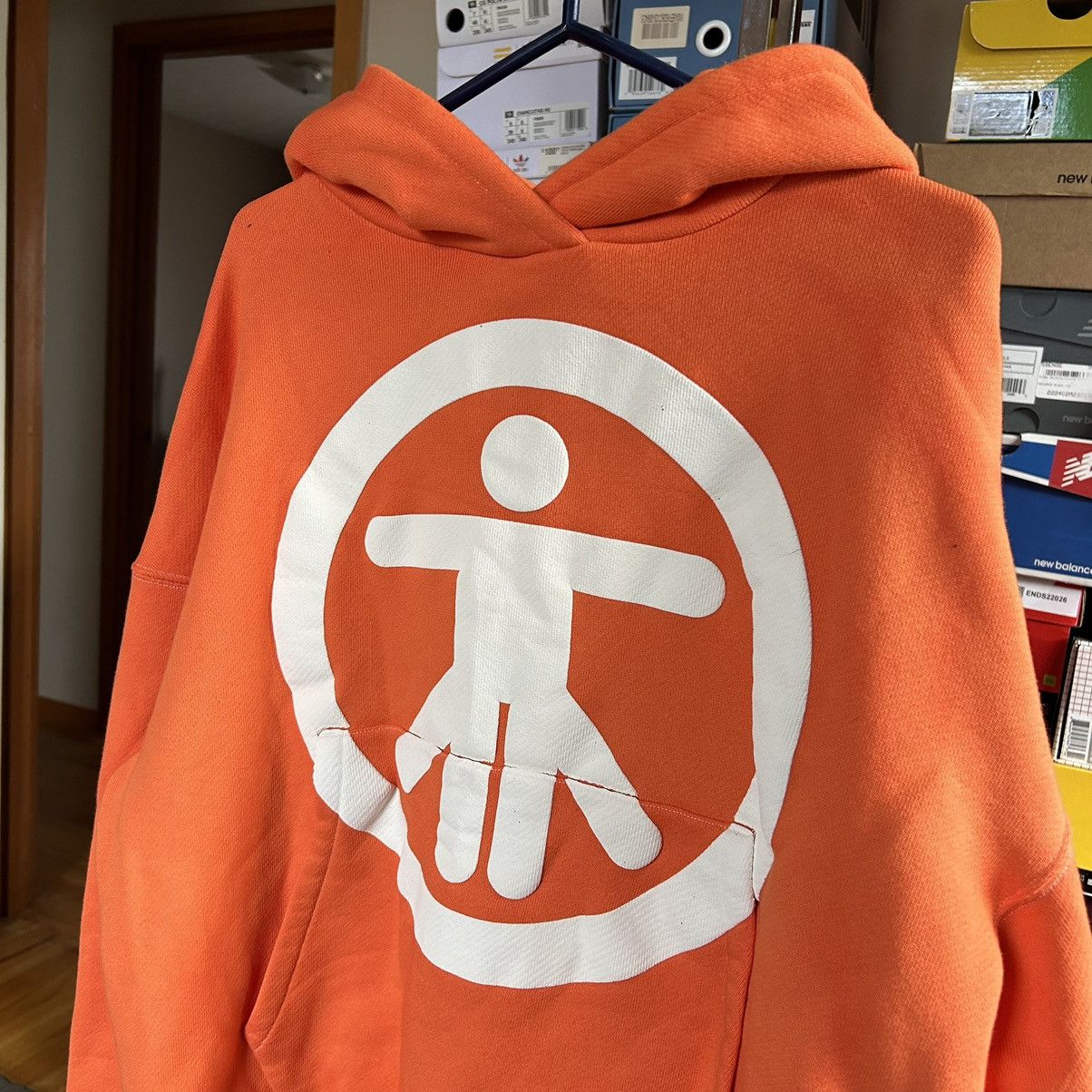 Other ORANGE AELiZA iNDiViDUAL SYMBOL CROPPED HOODiE ViTRUViAN MAN Size US L / EU 52-54 / 3 - 7 Thumbnail