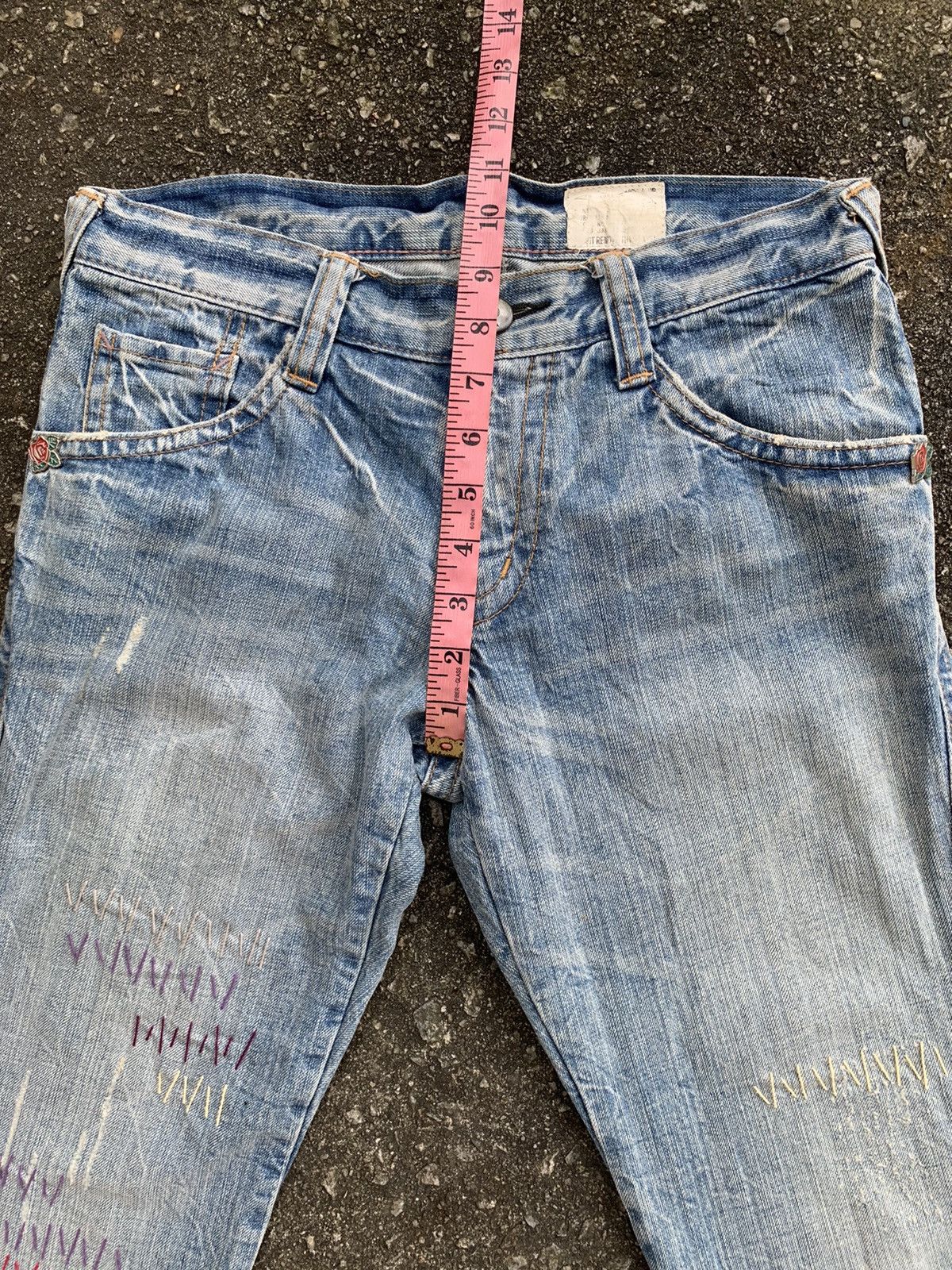 Beauty Beast × If Six Was Nine Distressed Antgauge Embroidered Denim Pants Size US 30 / EU 46 - 14 Thumbnail