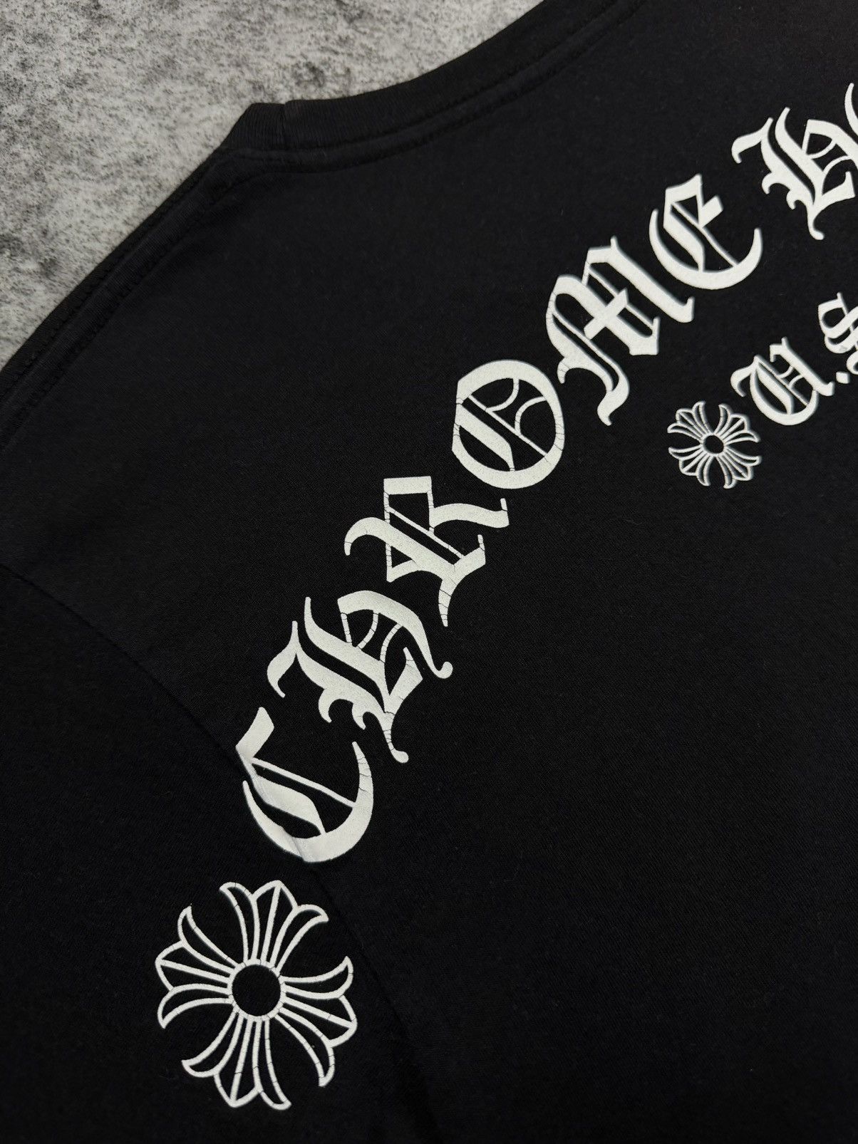 Chrome Hearts 2010s Chrome Hearts Vintage Arc Banner Logo T shirt Size US M / EU 48-50 / 2 - 7 Thumbnail
