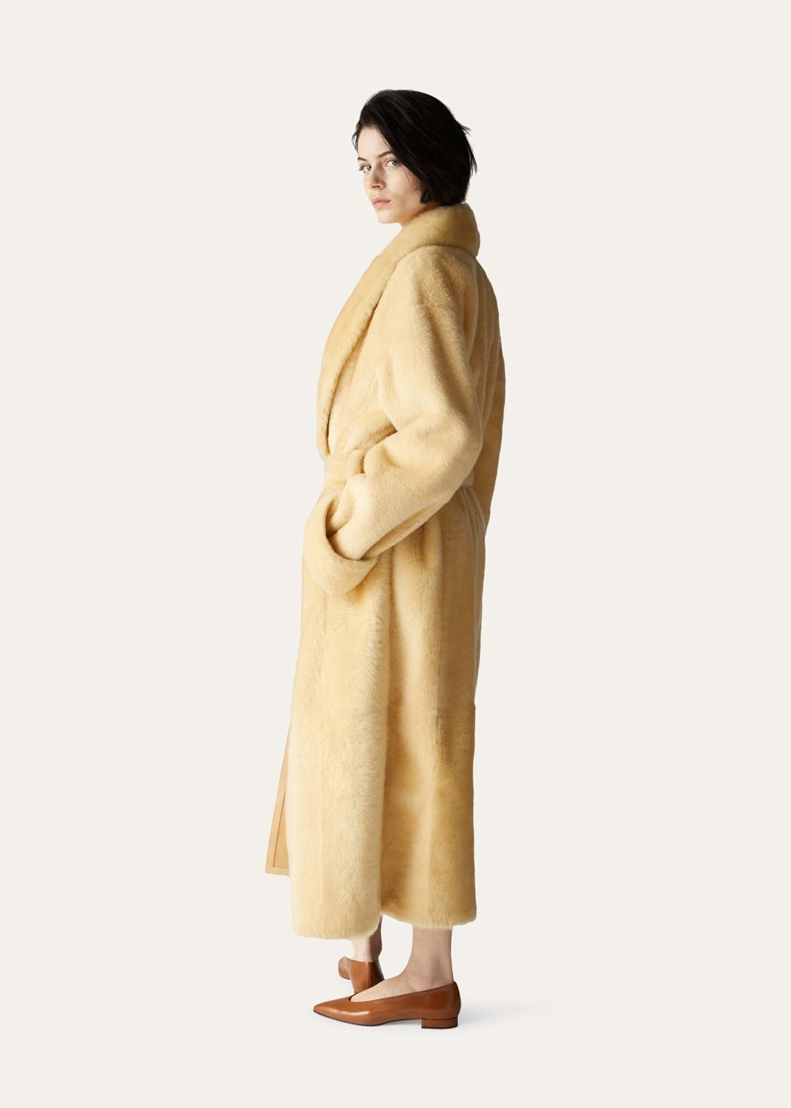 Loro Piana o1srvl11e1124 Long Shearling Thierry Coat in Yellow Size S / US 4 / IT 40 - 6 Thumbnail
