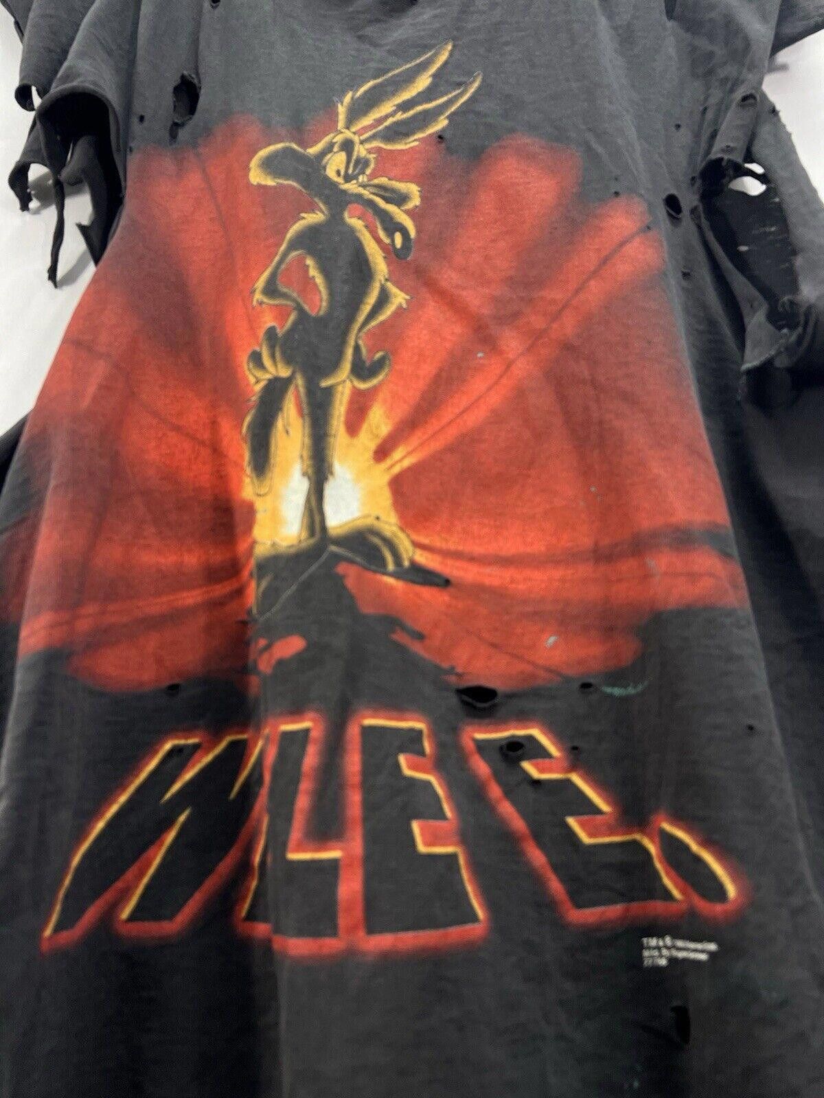 Designer 90s Warner Bros (Rare) Wile E Coyote Cut Off (Sz:XL) #TG Size US XL / EU 56 / 4 - 2 Thumbnail