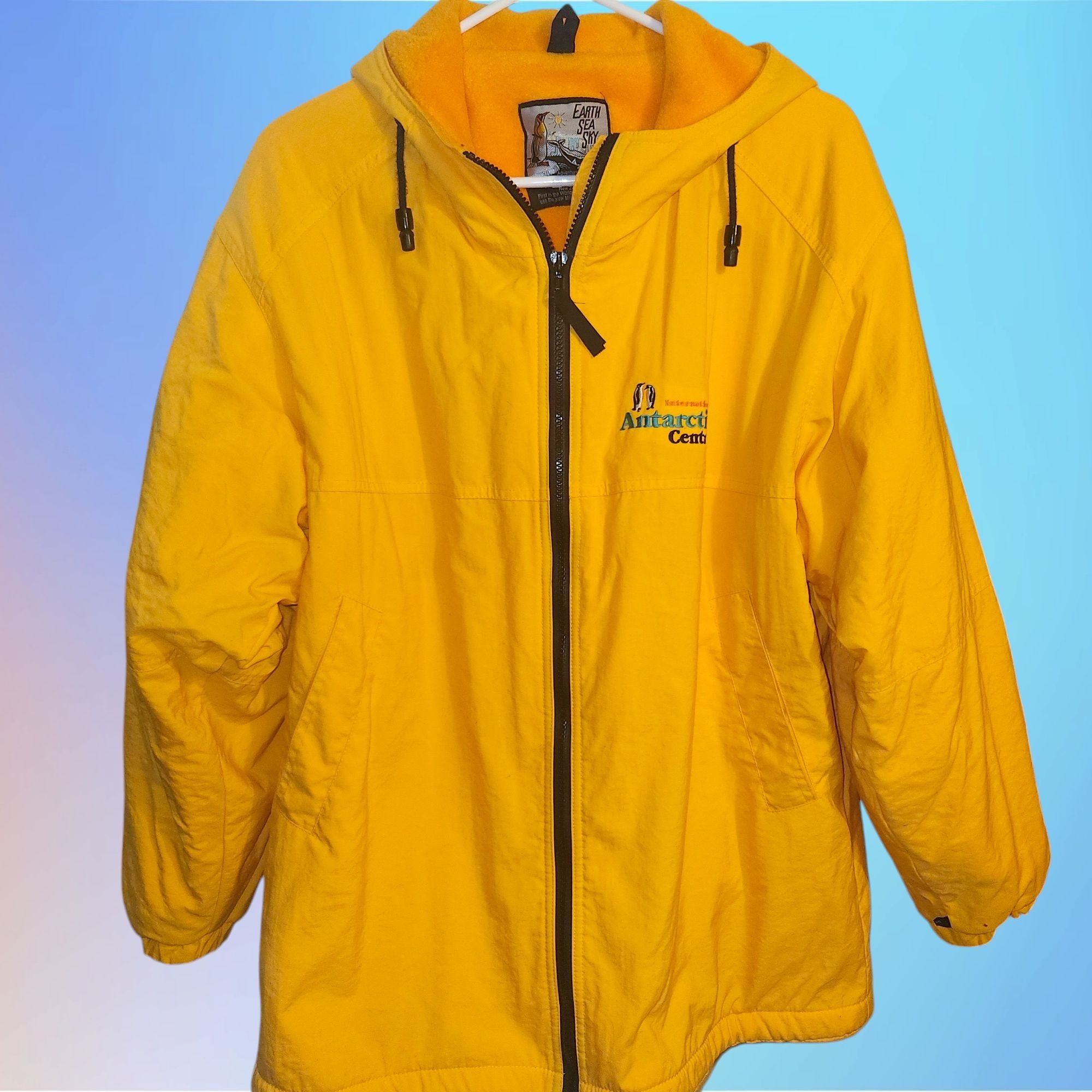 Other International Antarctic Centre Yellow Hooded Jacket Mens Sma Size US S / EU 44-46 / 1 - 12 Thumbnail