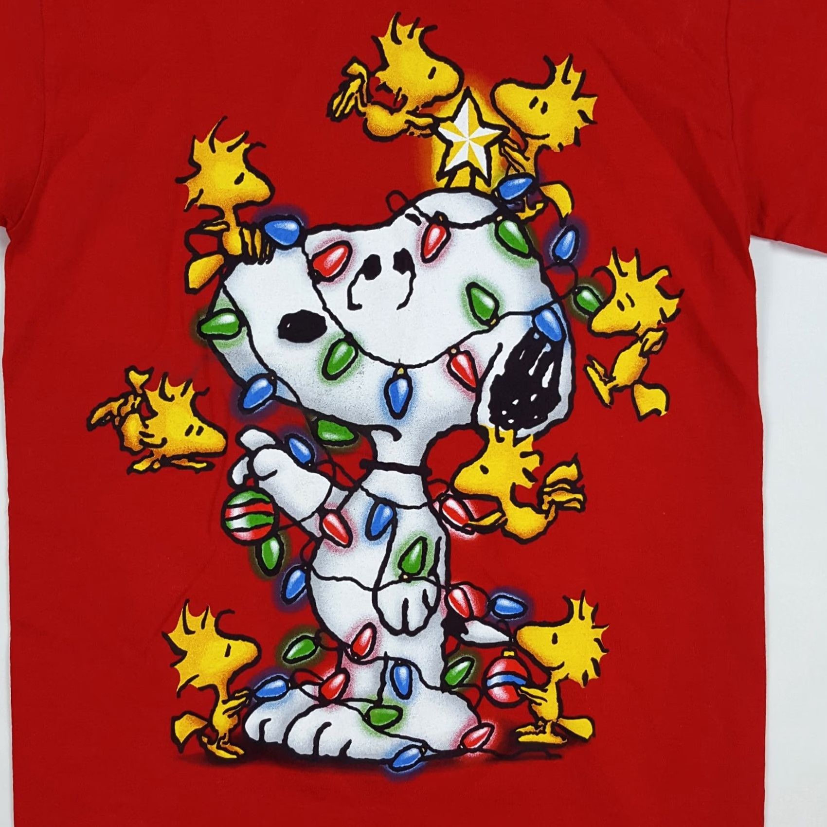 Peanuts VINTAGE Snoopy Christmas T-Shirt 90s Red Peanuts Charlie Brown Cartoon Mens S Christmas Shirt Size US S / EU 44-46 / 1 - 2 Thumbnail
