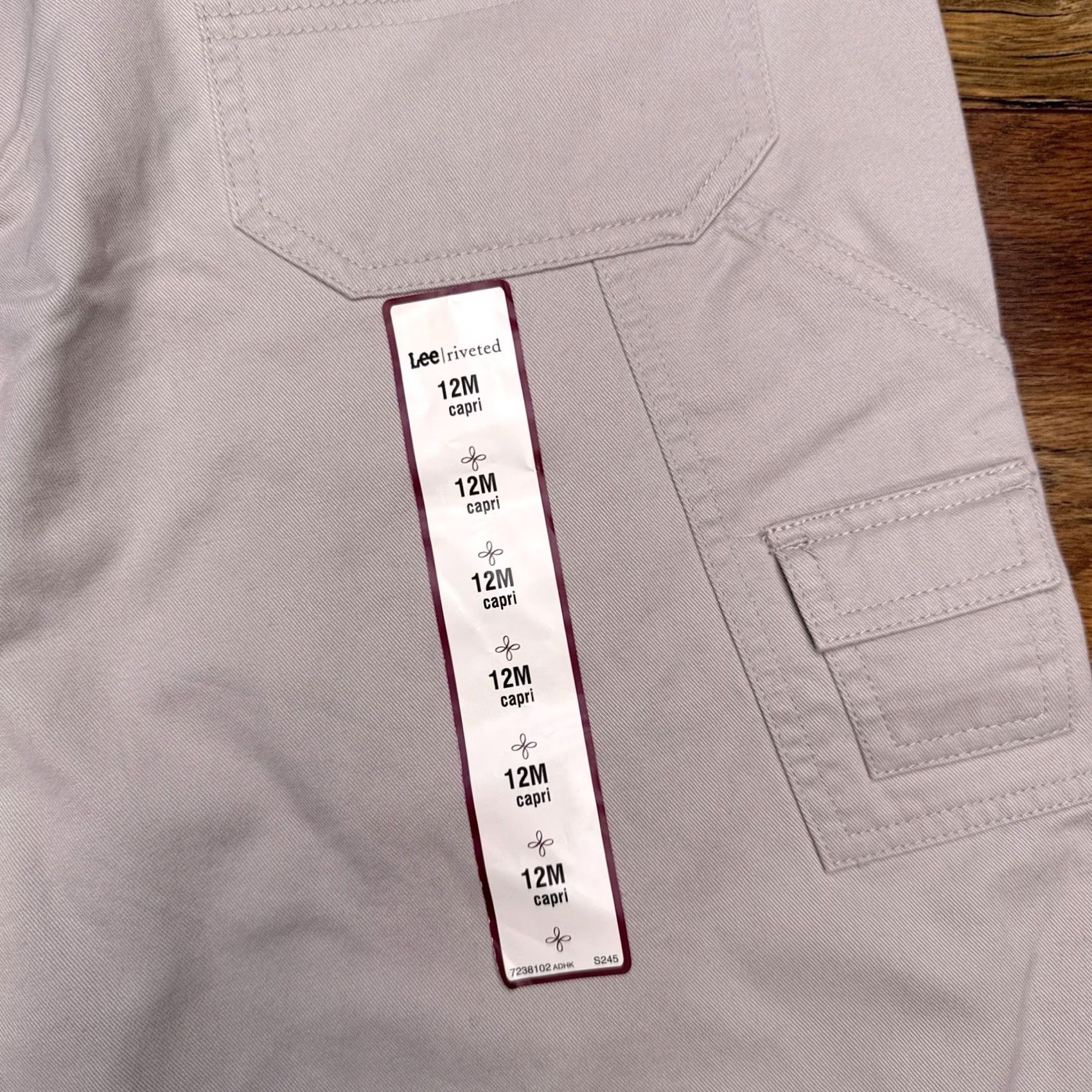 Lee Lee Capri Pants Womens 12M Tan High Rise Twill Relaxed Straight 19.5in 32in Waist Button Zip NWT Size 34" / US 12 / IT 48 - 7 Thumbnail
