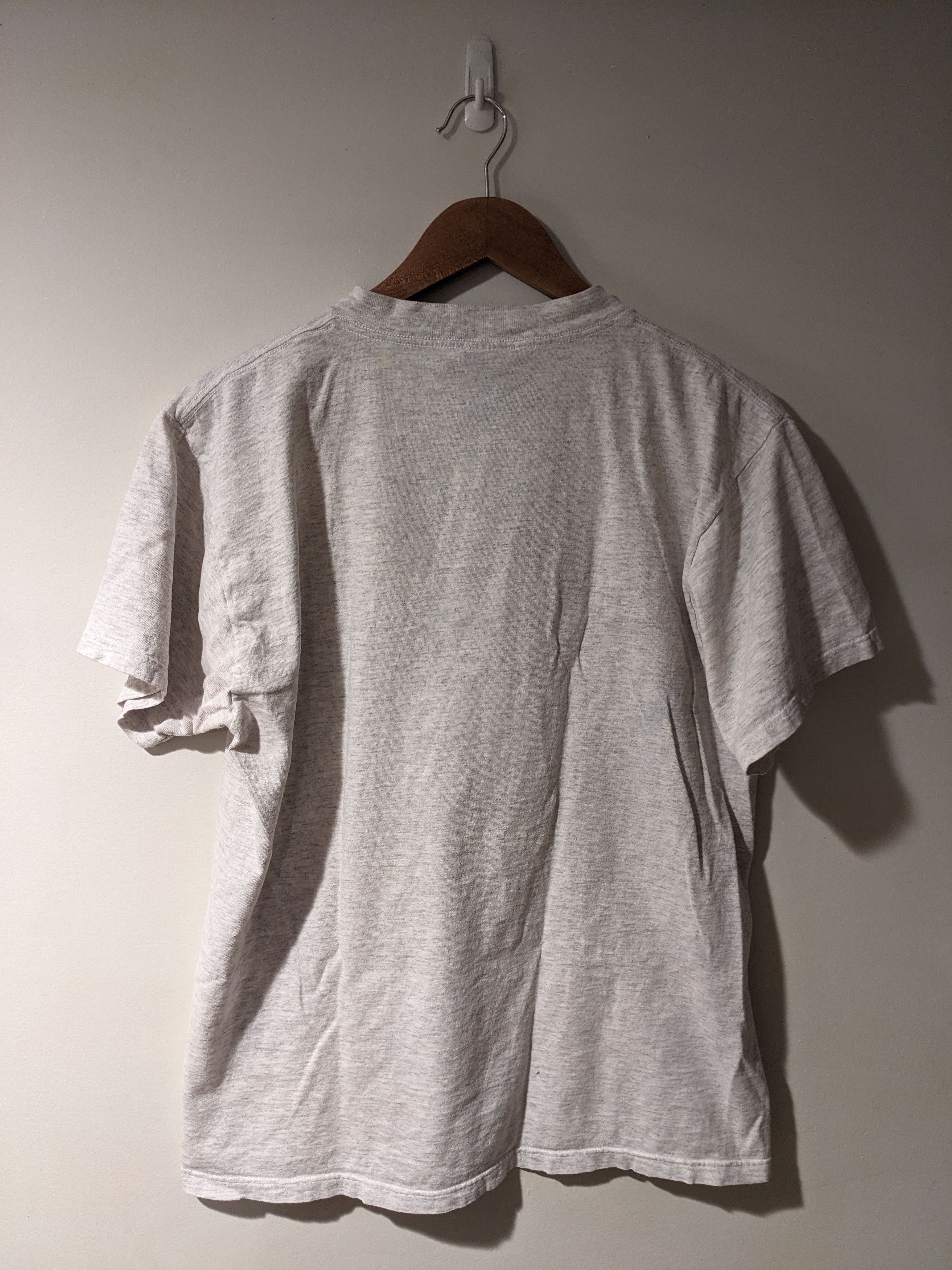 Cartoon Network × Vintage Vintage 90s Looney Tunes Bugs Bunny Logo Gray Large T-Shirt Size US L / EU 52-54 / 3 - 14 Thumbnail