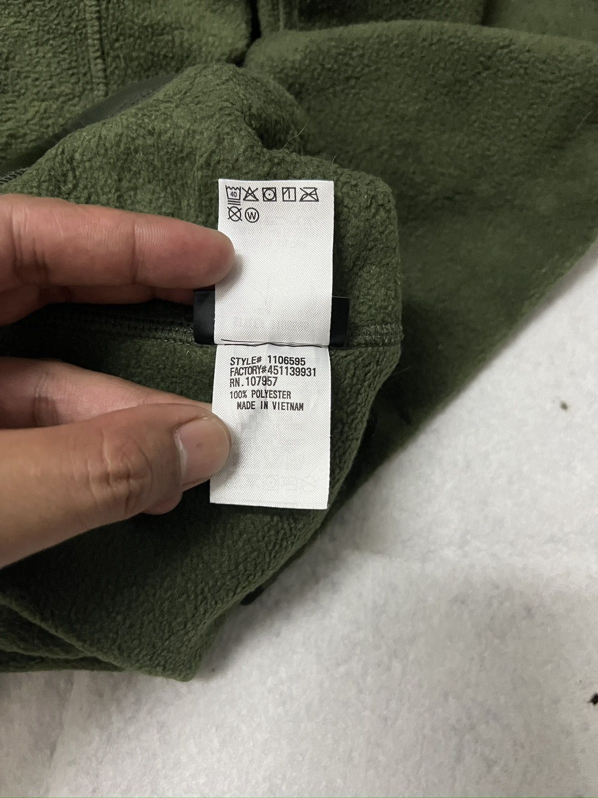 Montbell 523. Montbell Fleece Crewneck Pullover Outdoor Style Size US L / EU 52-54 / 3 - 8 Thumbnail