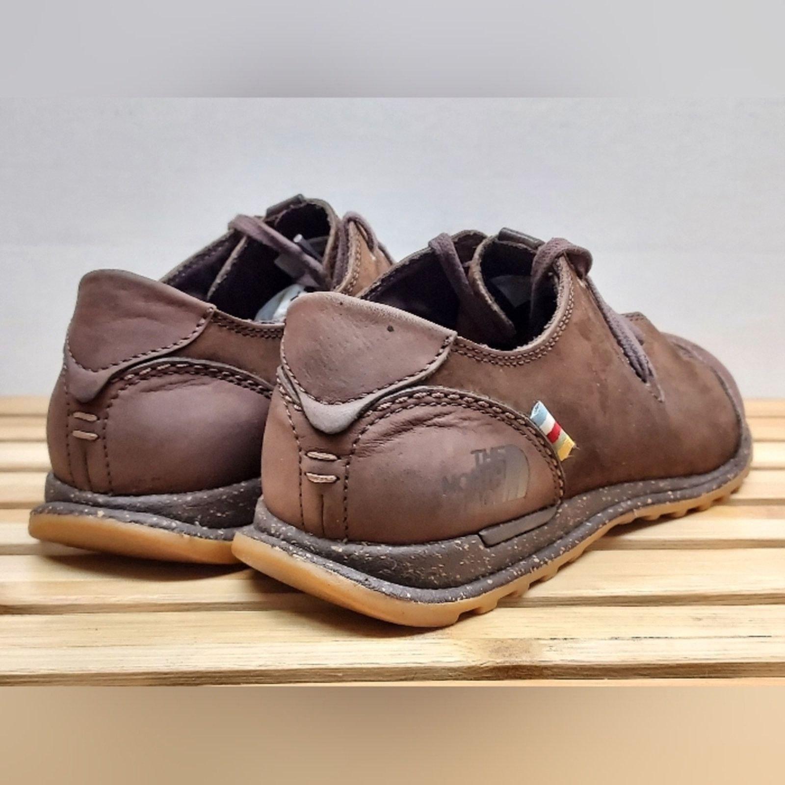 The North Face The North Face Womens Brown Casual Sneakers Size 9 Size US 9 / IT 39 - 3 Thumbnail