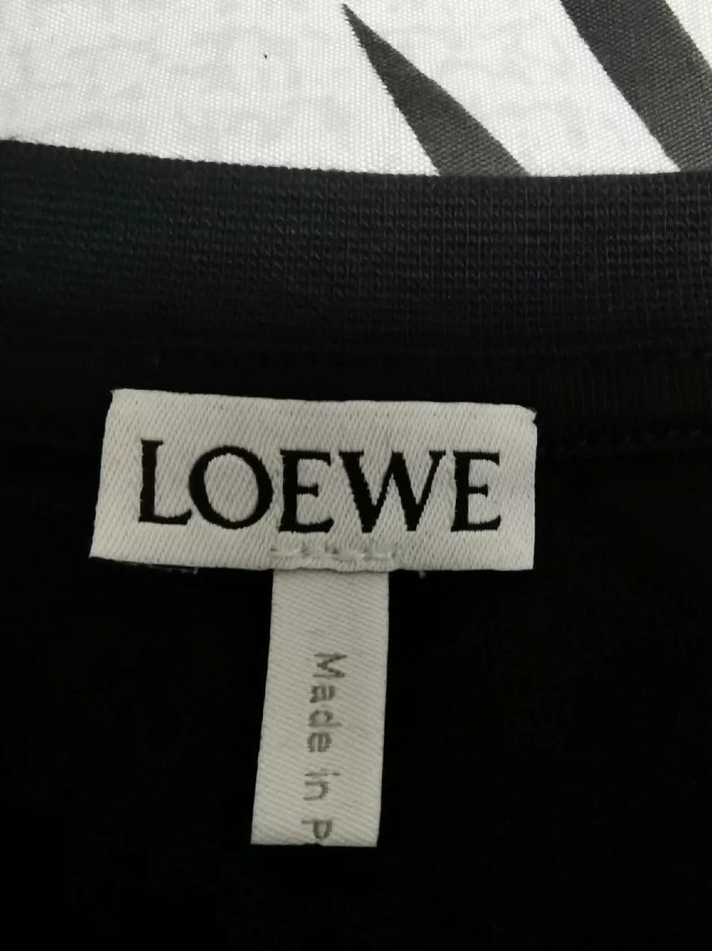 Loewe loewe Black short sleeves 2505-Nextarrow Size US XL / EU 56 / 4 - 3 Thumbnail