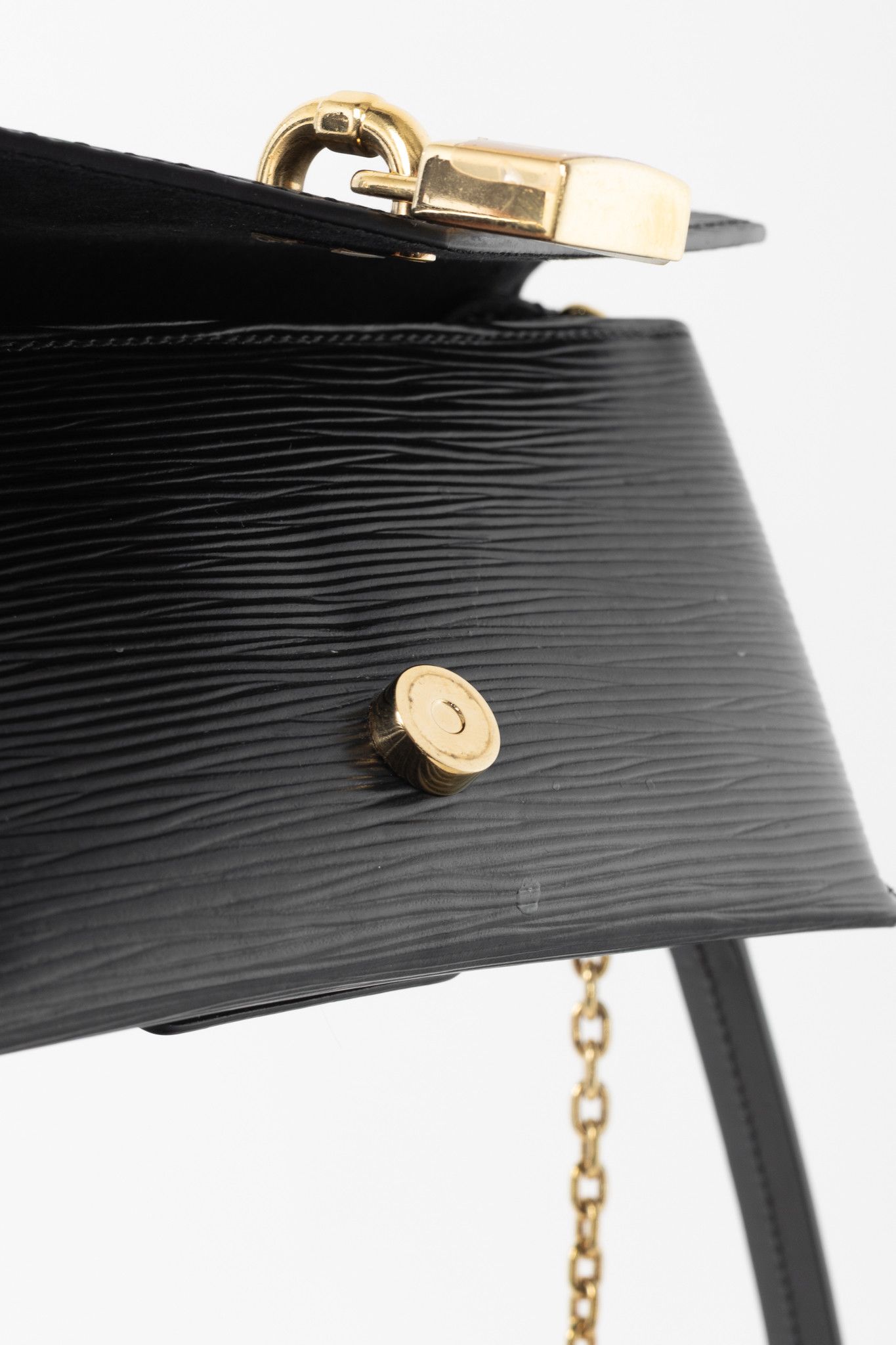 Louis Vuitton Louis Vuitton Padlock on Strap Black Epi Crossbody Belt Bag Size ONE SIZE - 9 Thumbnail