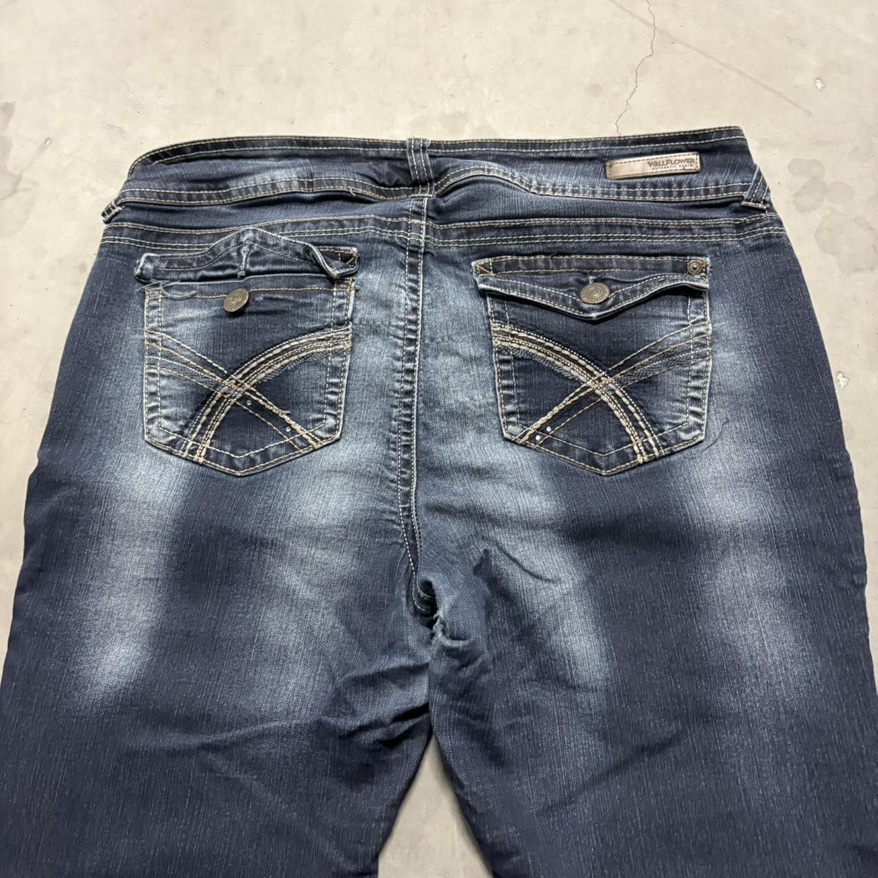Vintage Vintage Flared Low Rise Dark Wash Denim Jeans! Size US 36 / EU 52 - 5 Thumbnail
