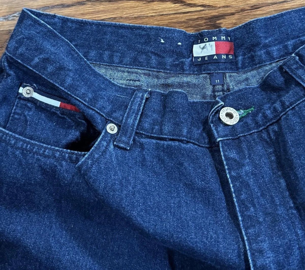 Tommy Hilfiger Women's Vintage Tommy Hilfiger Wide Leg Jeans (Size 11) Size 34" / US 12 / IT 48 - 3 Thumbnail