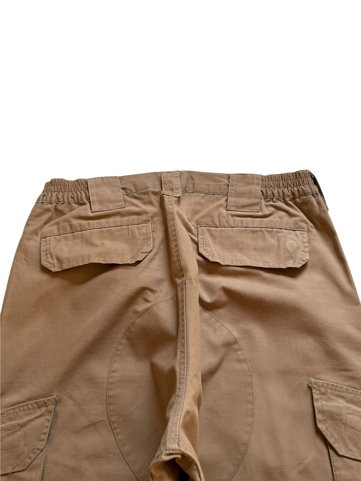 Japanese Brand Vintage Japanese Brand Cargo Multi Pocket Baggy Jeans Size US 31 - 8 Thumbnail
