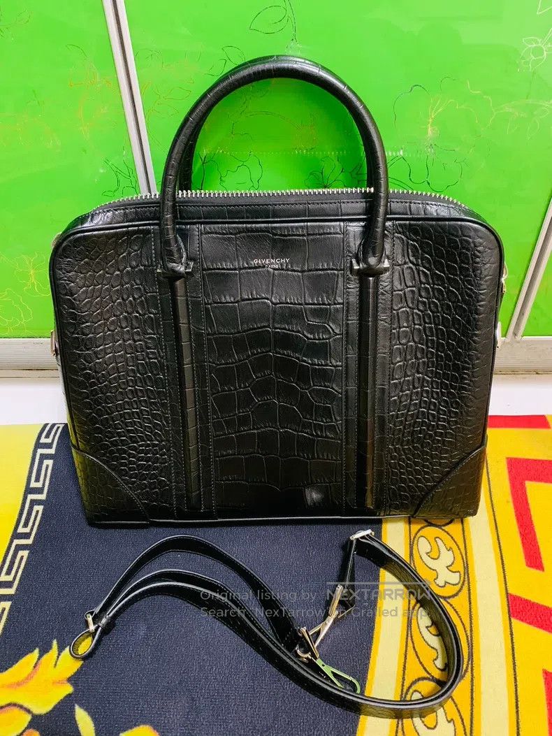 Givenchy Givenchy Main Line Pure Crocodile Leather Texture Men's Br Size ONE SIZE - 1 Thumbnail