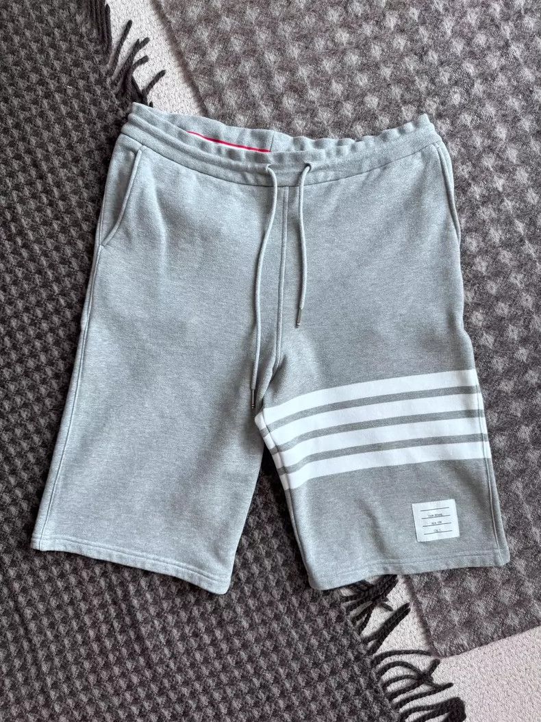 Thom Browne Thom Browne size3 Classic cotton trousers Size US 28 / EU 44 - 1 Thumbnail