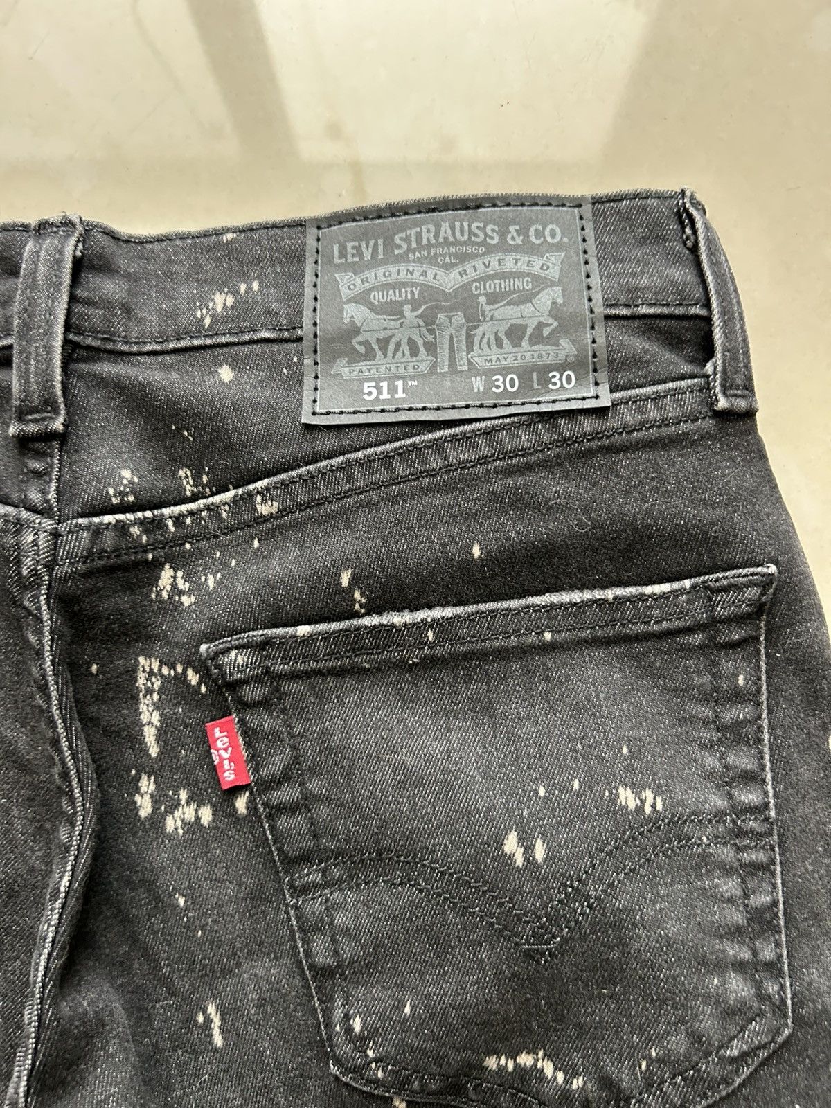 Levi's Levi’s bleached splattered pants Size US 30 / EU 46 - 2 Thumbnail
