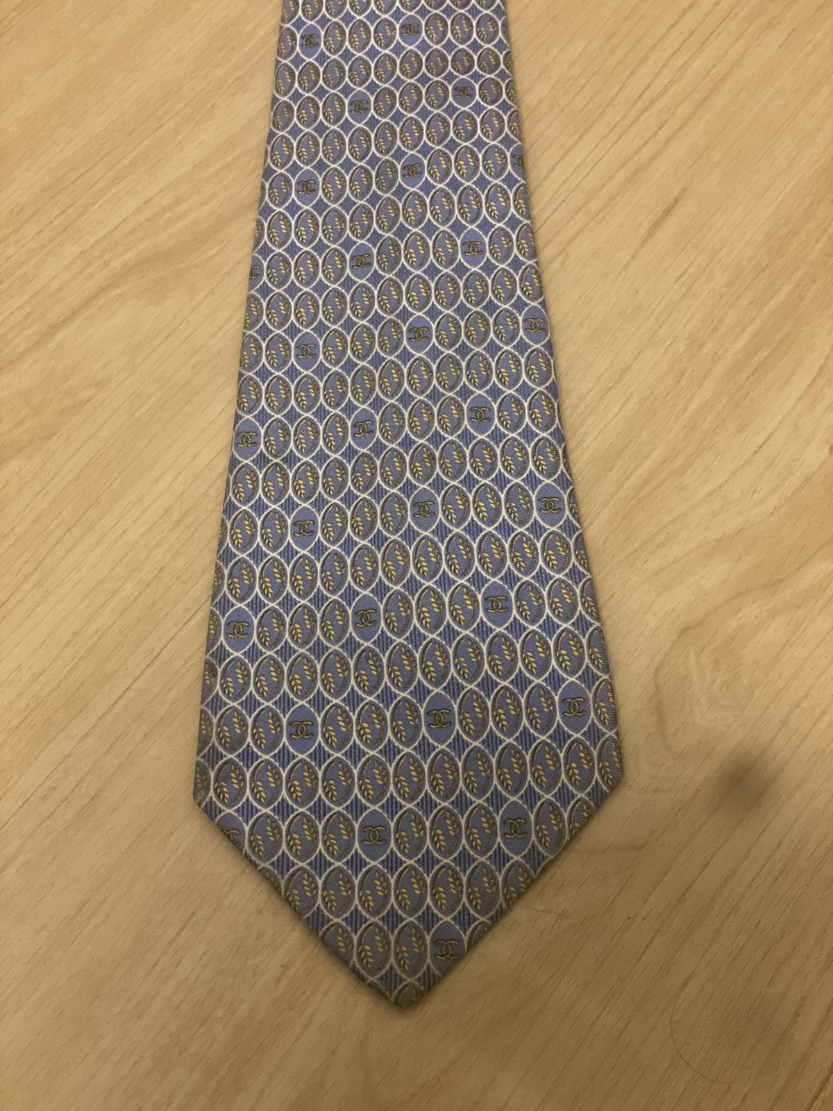 Chanel DROP!! Vintage Chanel Silk Tie Size ONE SIZE - 3 Thumbnail