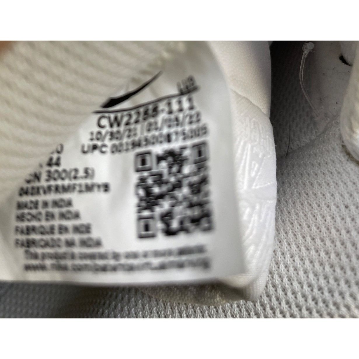 Nike Nike Men's White Air Force 1 Low Top sneakers Shoes Size 12 Size US 12 / EU 45 - 8 Thumbnail