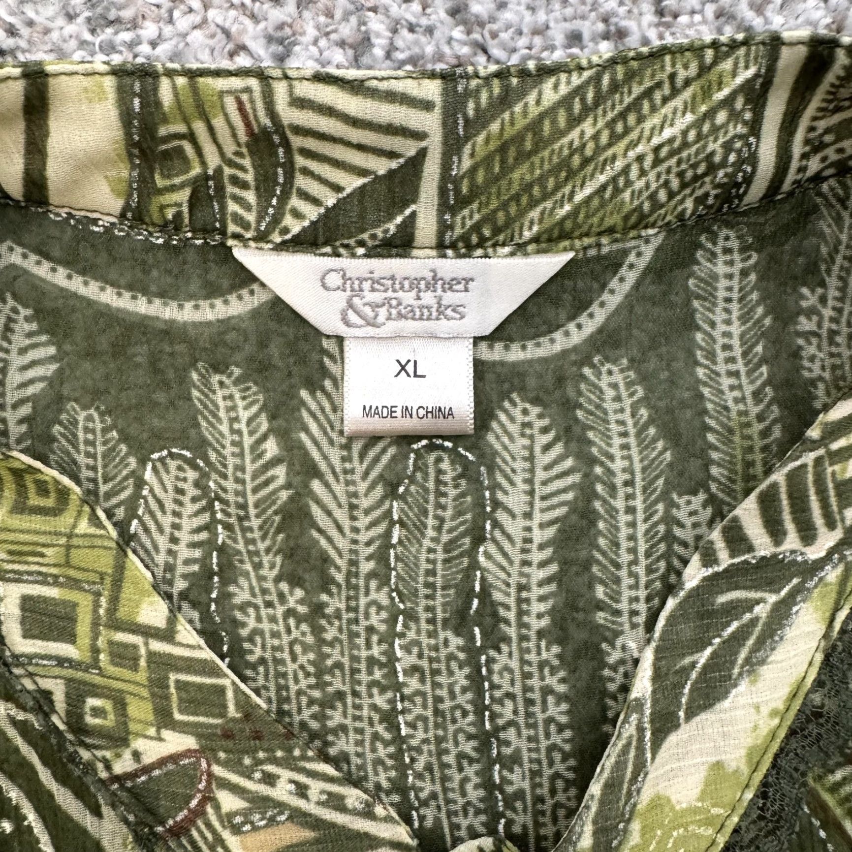 Vintage Christopher & Banks Shirt XL Green Geometric Abstract Tribal Artsy Short Sleeve Button Front Lined Lightweight Boho Retro Size XL / US 12-14 / IT 48-50 - 2 Thumbnail
