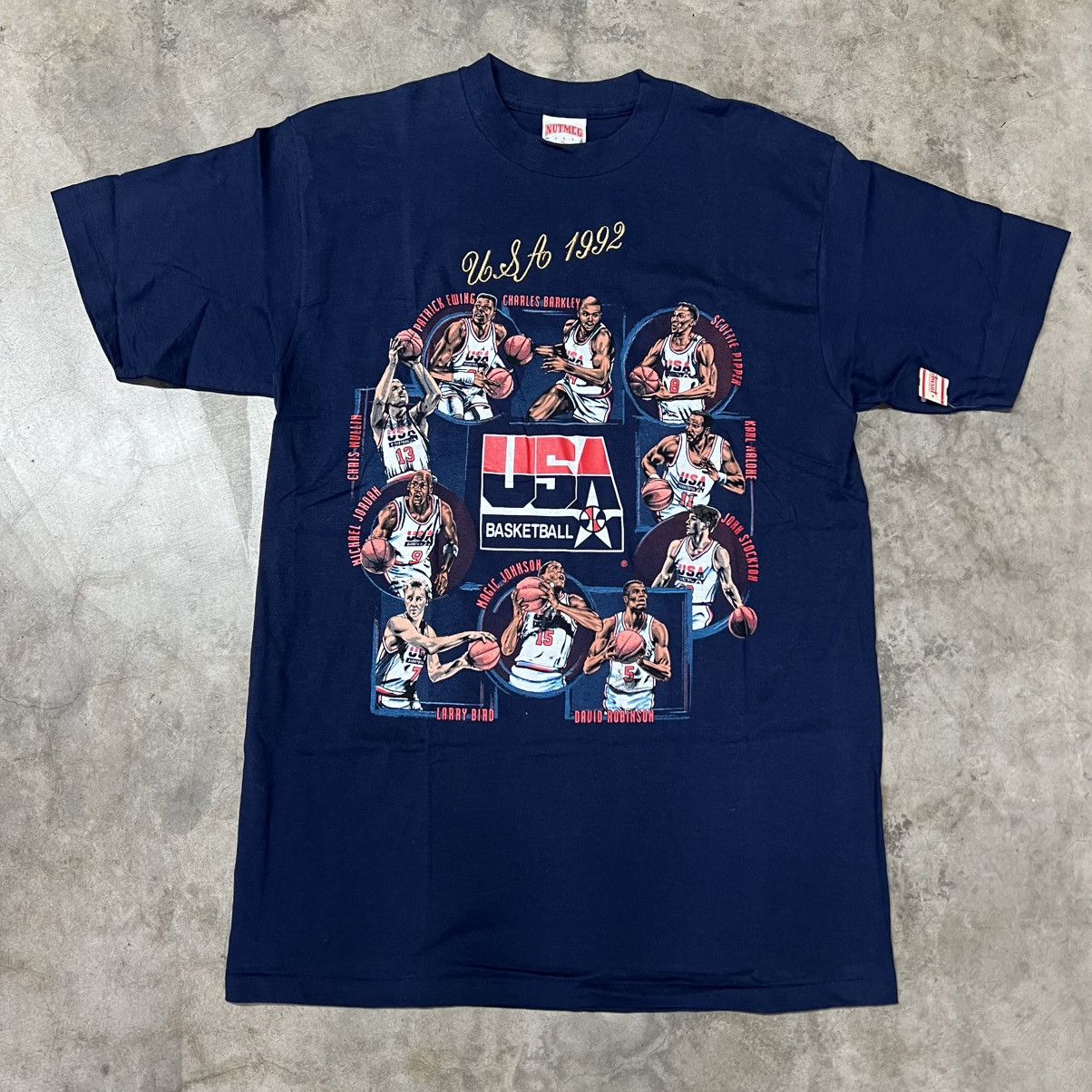 NBA × Nutmeg × Vintage BNWT Vintage 1992 NBA “The Dream Team” USA Olympics T-Shirt Size US XL / EU 56 / 4 - 3 Thumbnail