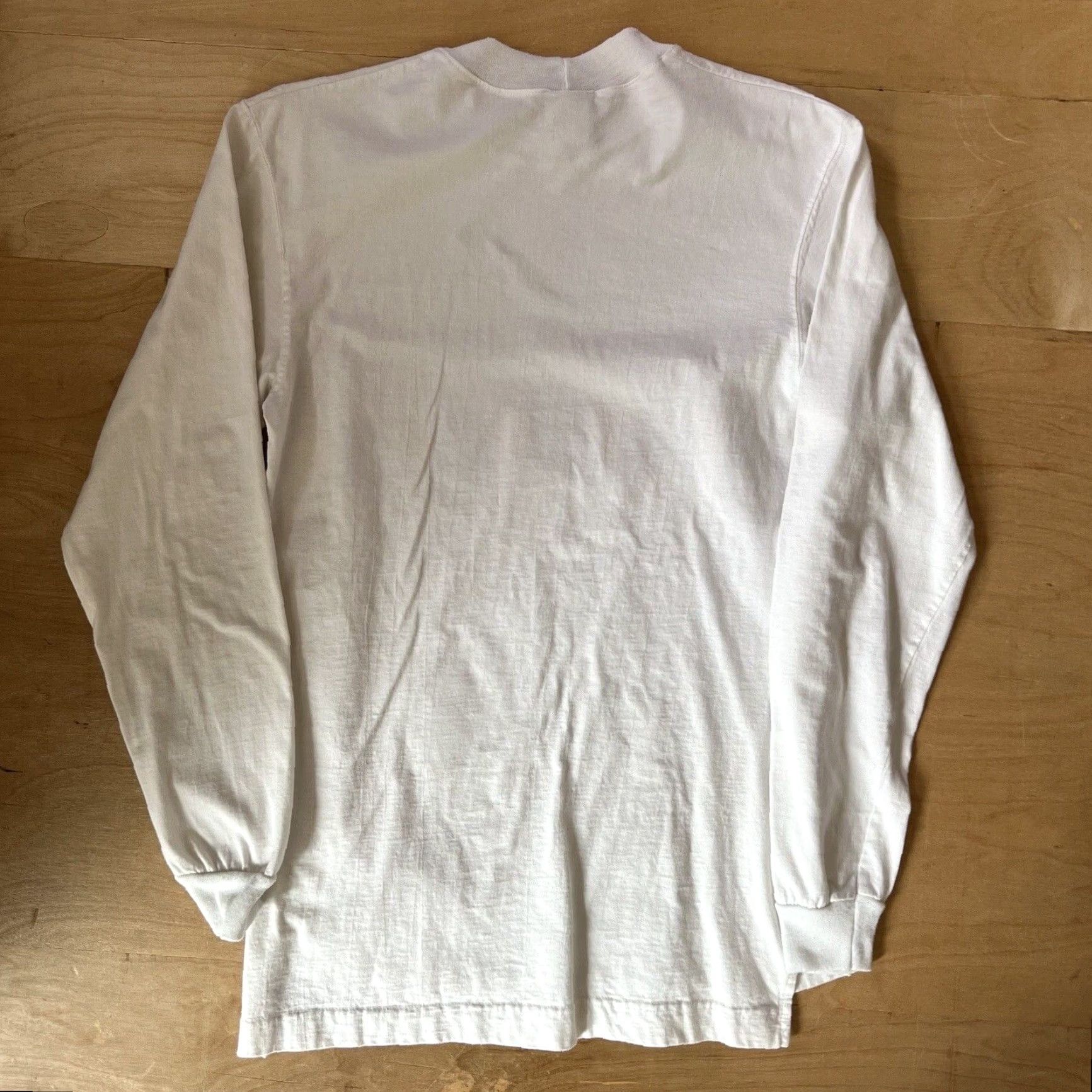 Nike VINTAGE Nike Just Do It Shirt Small White 90s Long Sleeve Made in USA Oregon Mens S White Nike Shirt 90s Size US S / EU 44-46 / 1 - 7 Thumbnail