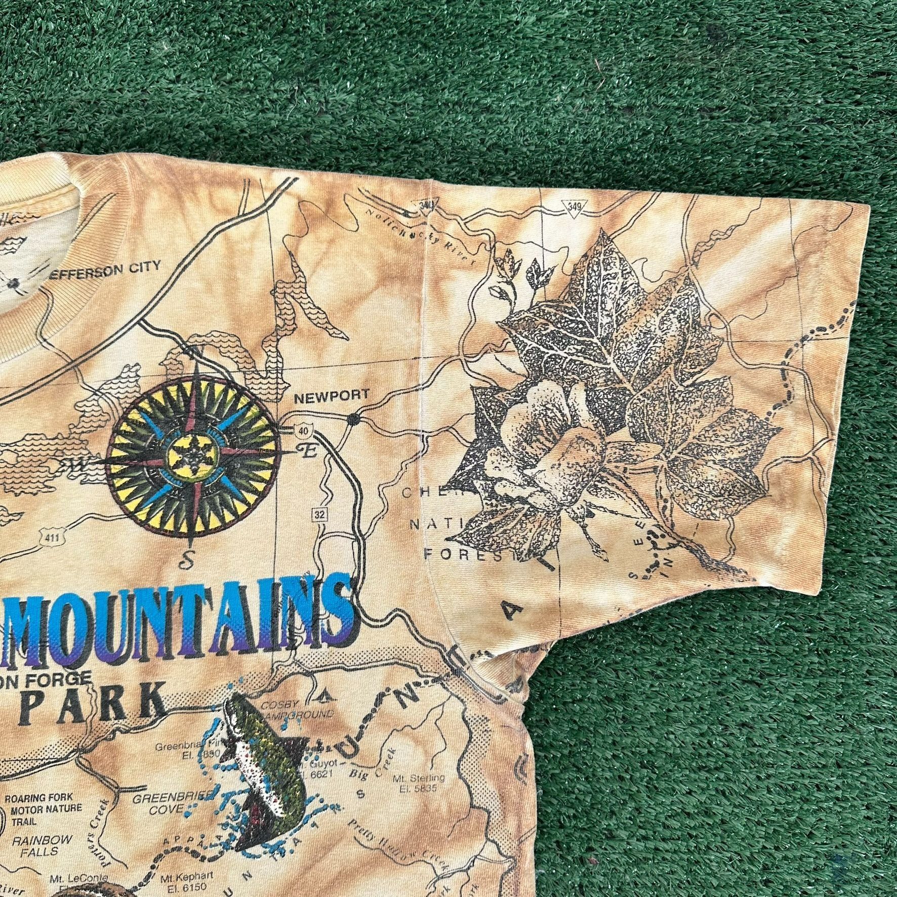 Vintage Vintage 90s Smoky Mountains National Park AOP T-Shirt Gorpco Size US L / EU 52-54 / 3 - 4 Thumbnail