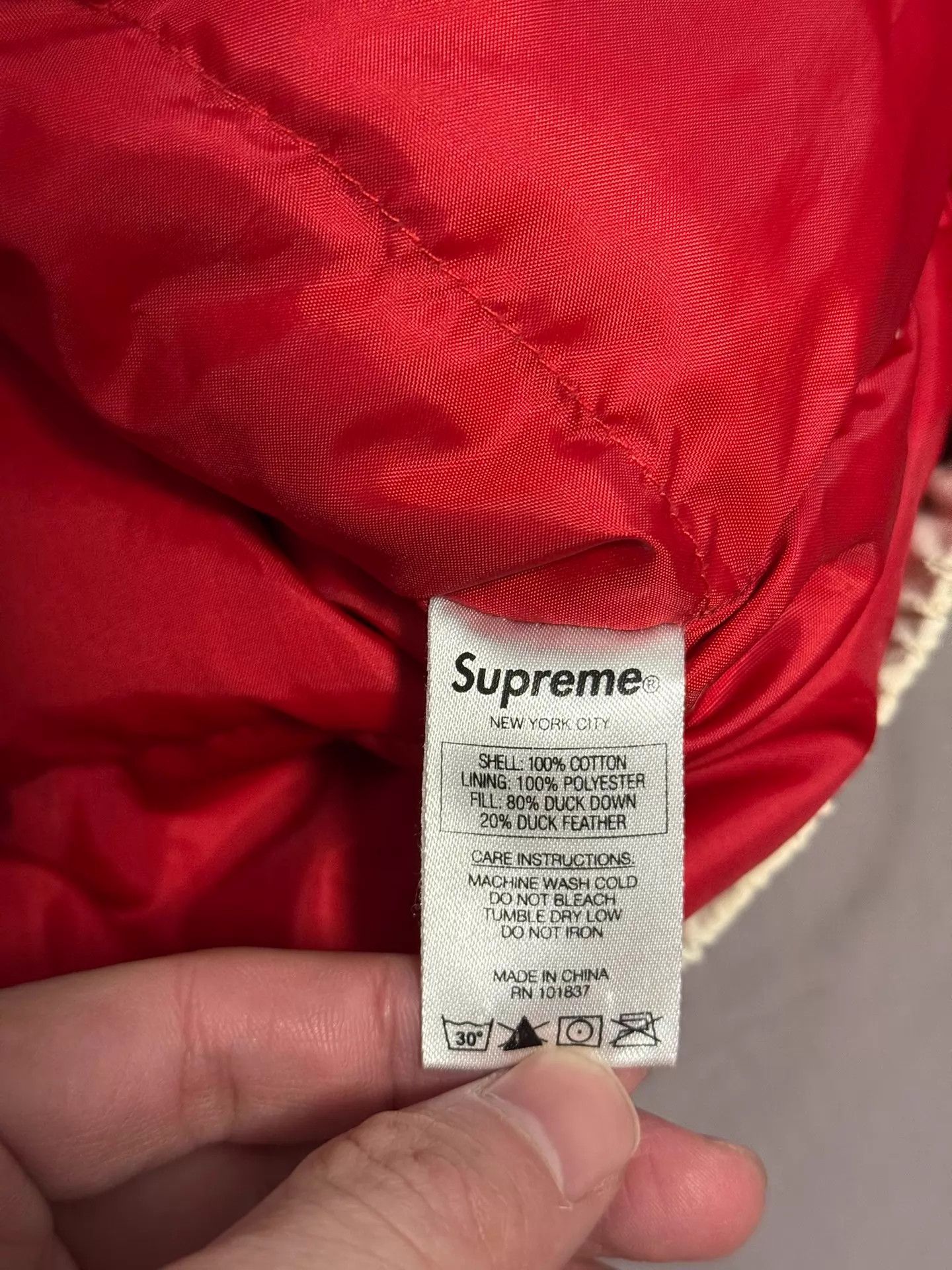 Supreme Supreme Astronaut Men's Red Puffer Jacket L Good Condition Size US L / EU 52-54 / 3 - 5 Thumbnail