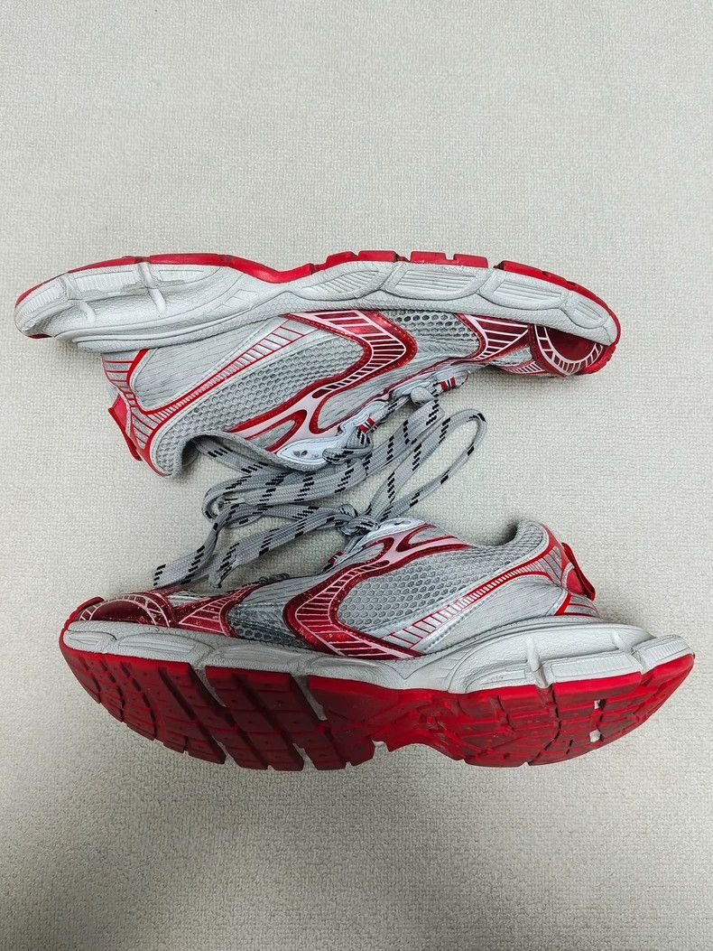 Balenciaga Balenciaga Low top done old red shoes 2502-Nextarrow Size US 9 / EU 42 - 5 Thumbnail