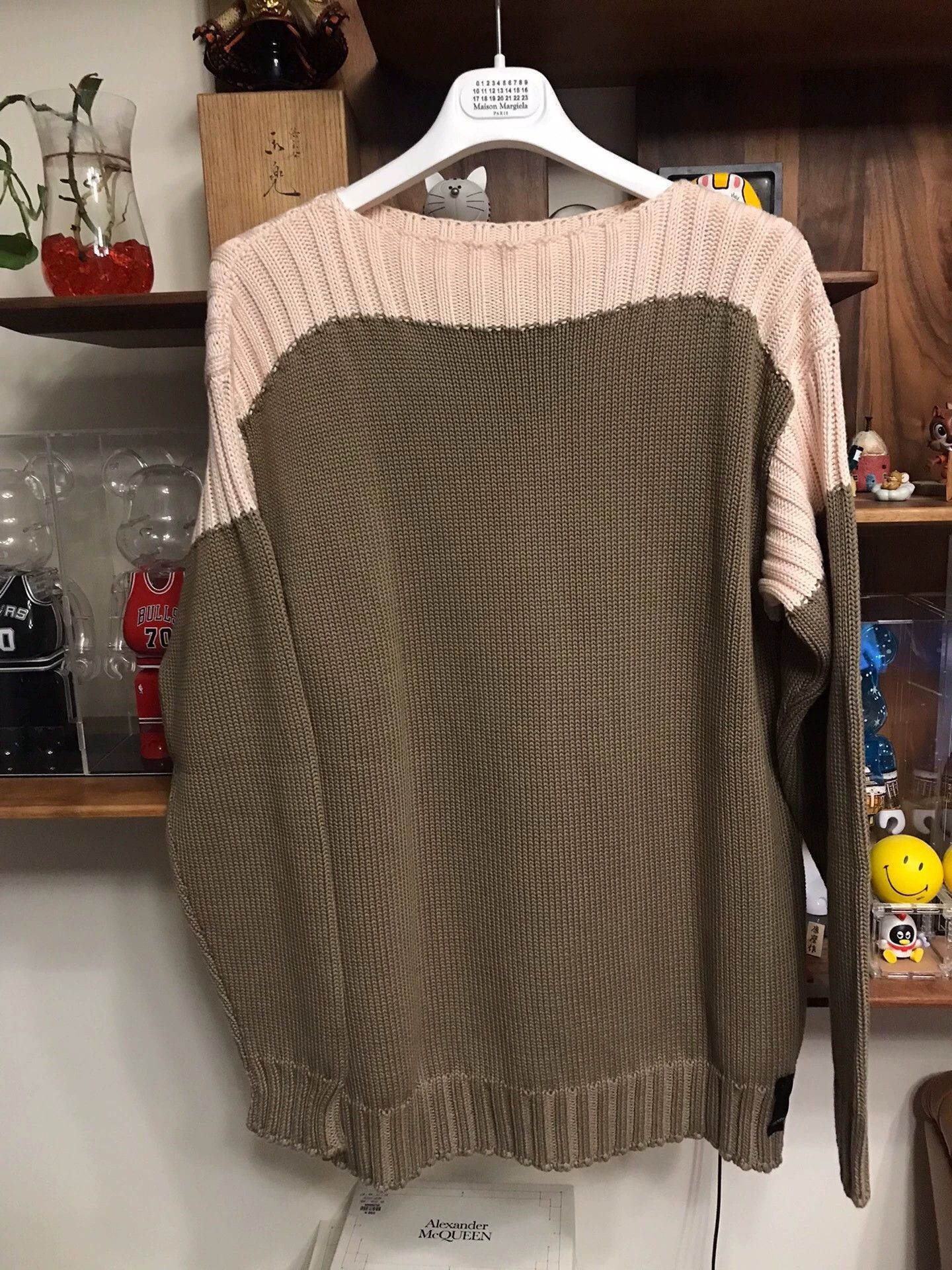 Fendi Green Color Block Long Sleeve Sweater Size US L / EU 52-54 / 3 - 1 Thumbnail