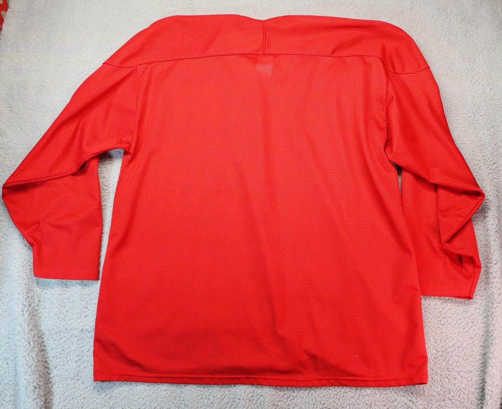 Vintage Practice Hockey Jersey Adult XL Red Mesh Bauer Size US XL / EU 56 / 4 - 6 Thumbnail