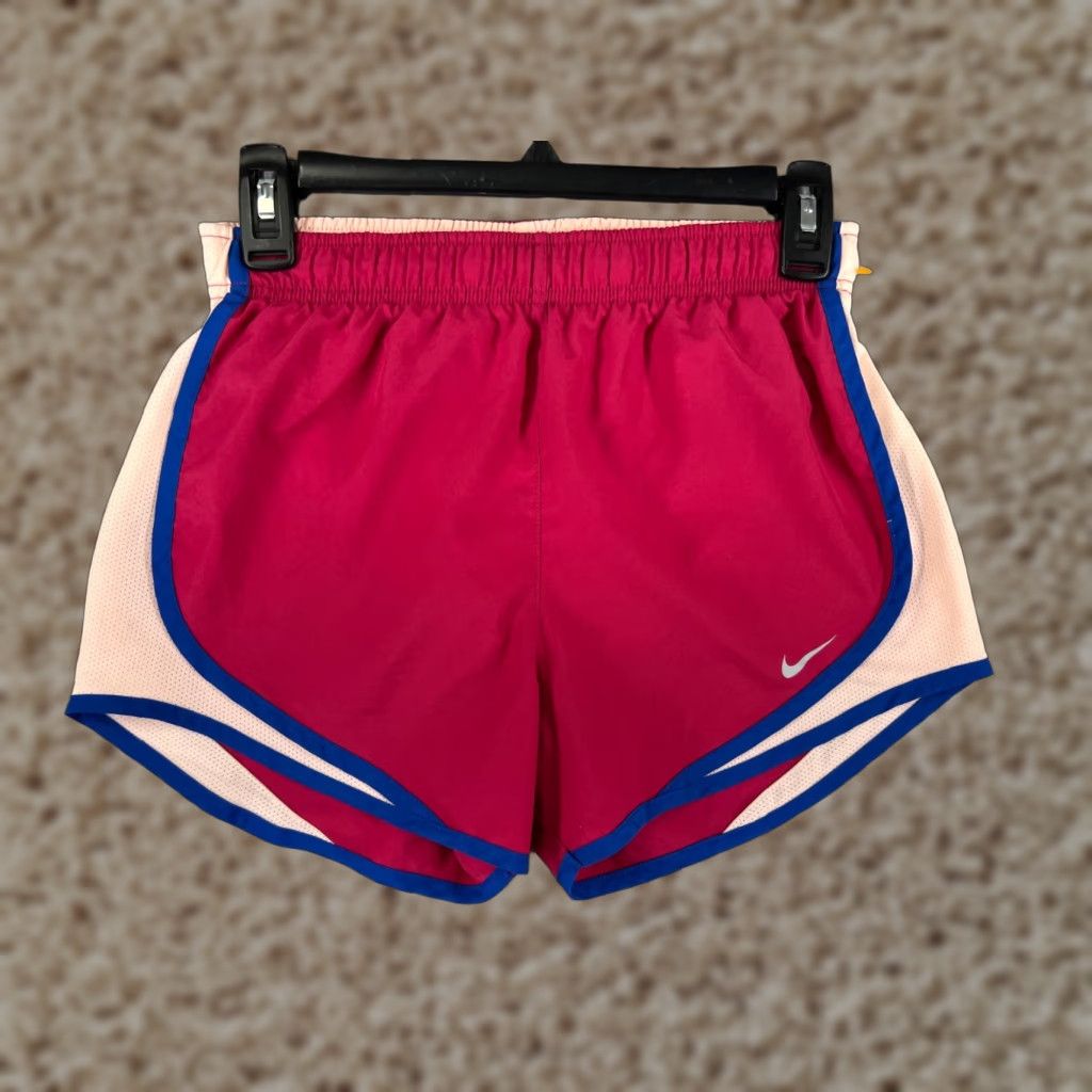 Nike VINTAGE Nike Shorts Womens XS Pink Dri-Fit Elastic Waist Athletic Shorts Womens XS Pink Nike Size 26" / US 2 / IT 38 - 1 Thumbnail