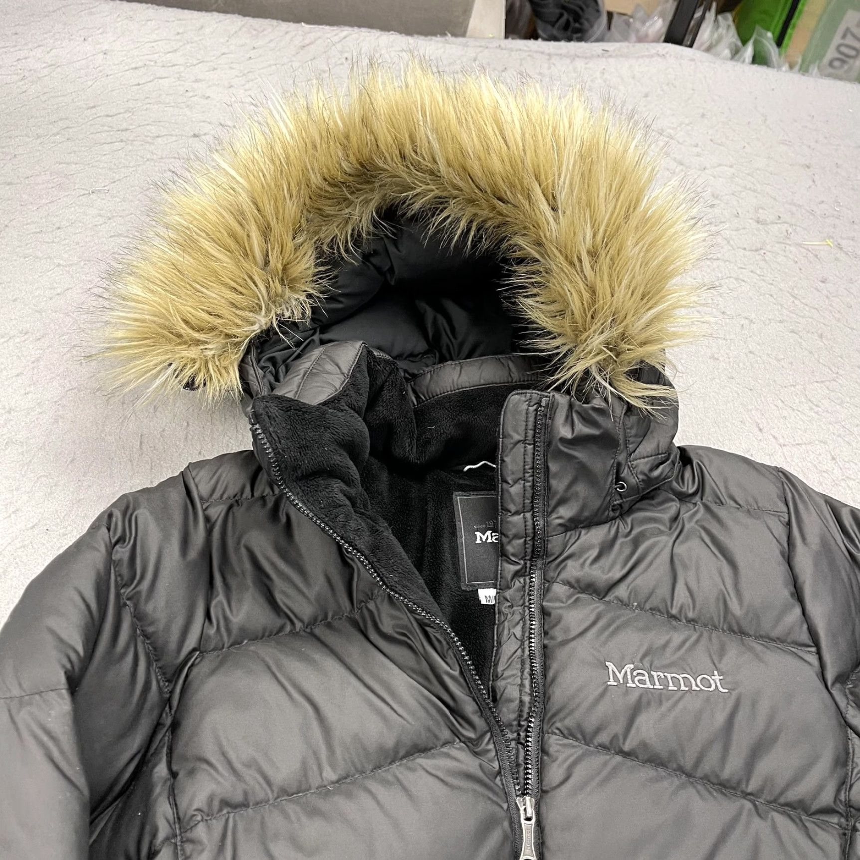 Marmot Marmot Coat Womens Medium Black Down Quilted Hooded Fur Trim Long Puffer Winter Size M / US 6-8 / IT 42-44 - 3 Thumbnail