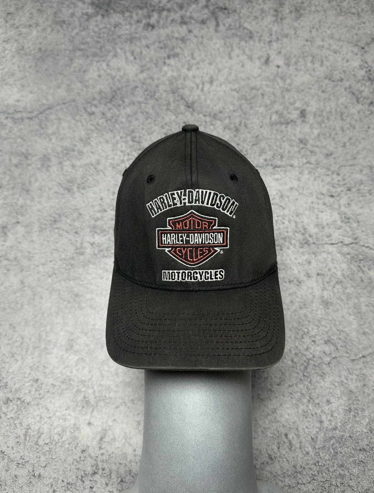 Vintage Vintage Harley Davidson Faded Flexfit Cap Size ONE SIZE - 1 Thumbnail