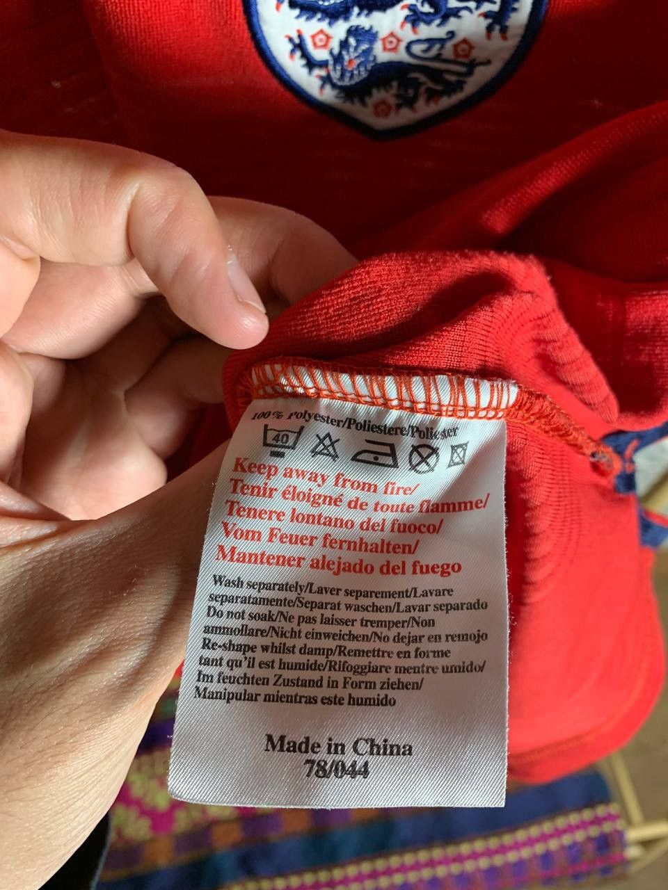 Umbro VINTAGE UMBRO ENGLAND RETRO SOCCER JERSEY MANCHESTER Y2K 90s Size US S / EU 44-46 / 1 - 5 Thumbnail