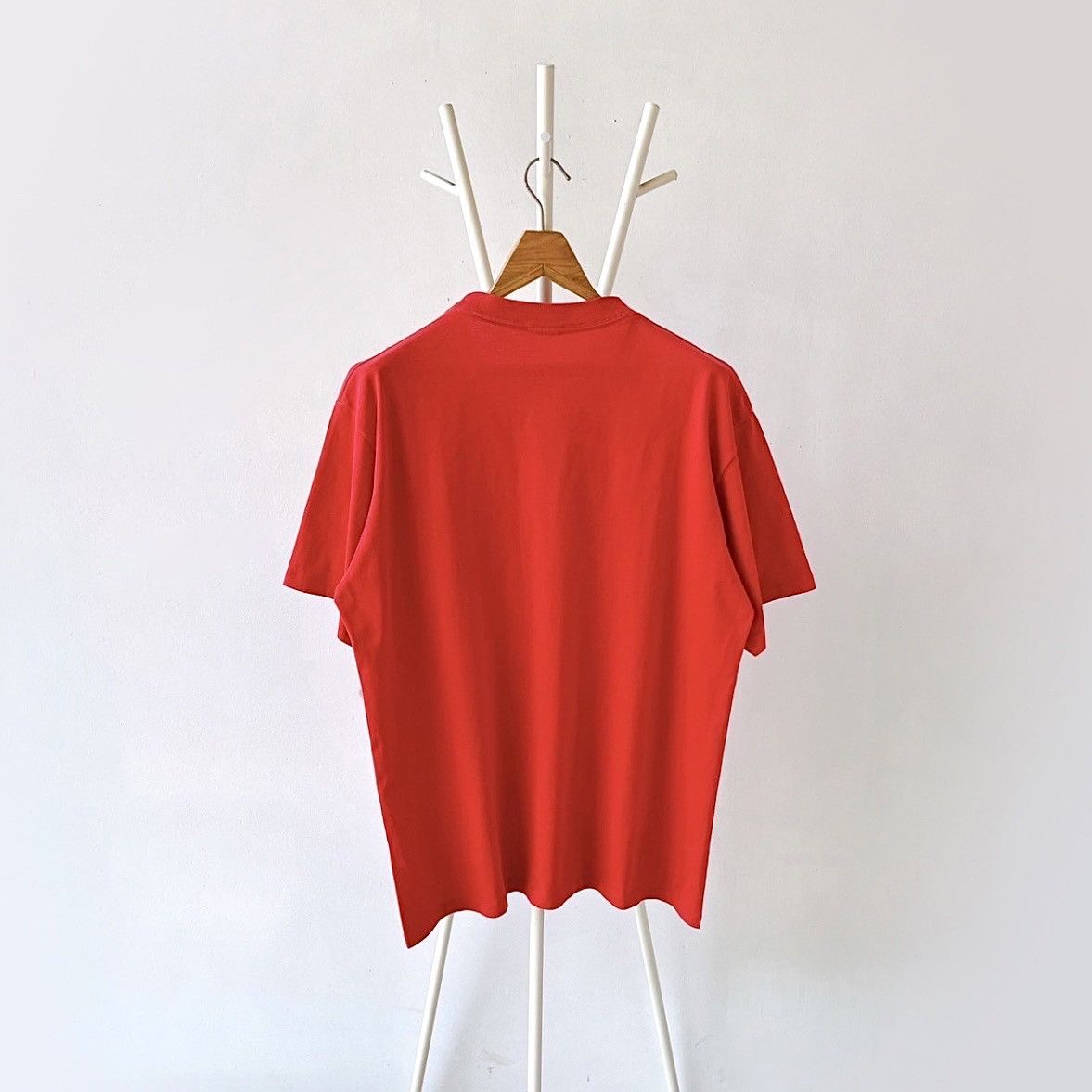 Vintage 90s Wisconsin Badgers UW football t-shirt/ L Size US L / EU 52-54 / 3 - 7 Thumbnail