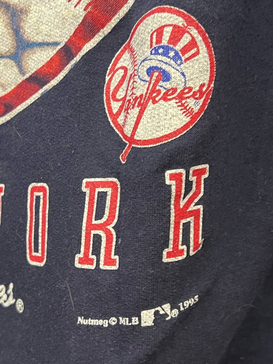 Vintage CRAZY NEW YORK YANKEES VINTAGE SWEATSHIRT Size US M / EU 48-50 / 2 - 9 Thumbnail
