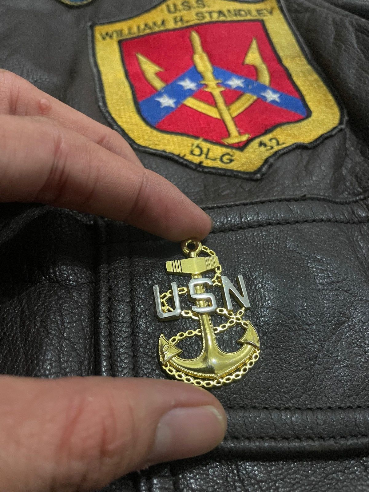 Vintage Very rare top gun leather jacket us navy starsportwear Size US L / EU 52-54 / 3 - 5 Thumbnail