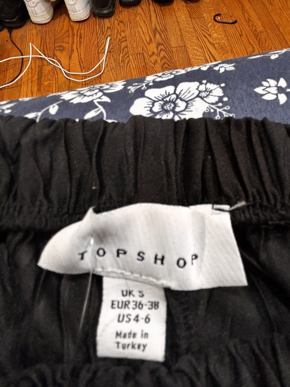 Topshop Black Topshop pleated wide leg trousers Size 28" / US 6 / IT 42 - 2 Thumbnail