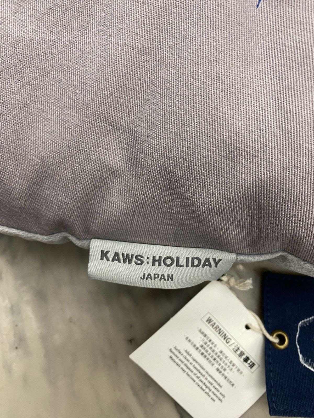 Kaws Kaws holiday Japan Mt. Fuji cushion grey authentic pillow Size ONE SIZE - 7 Thumbnail