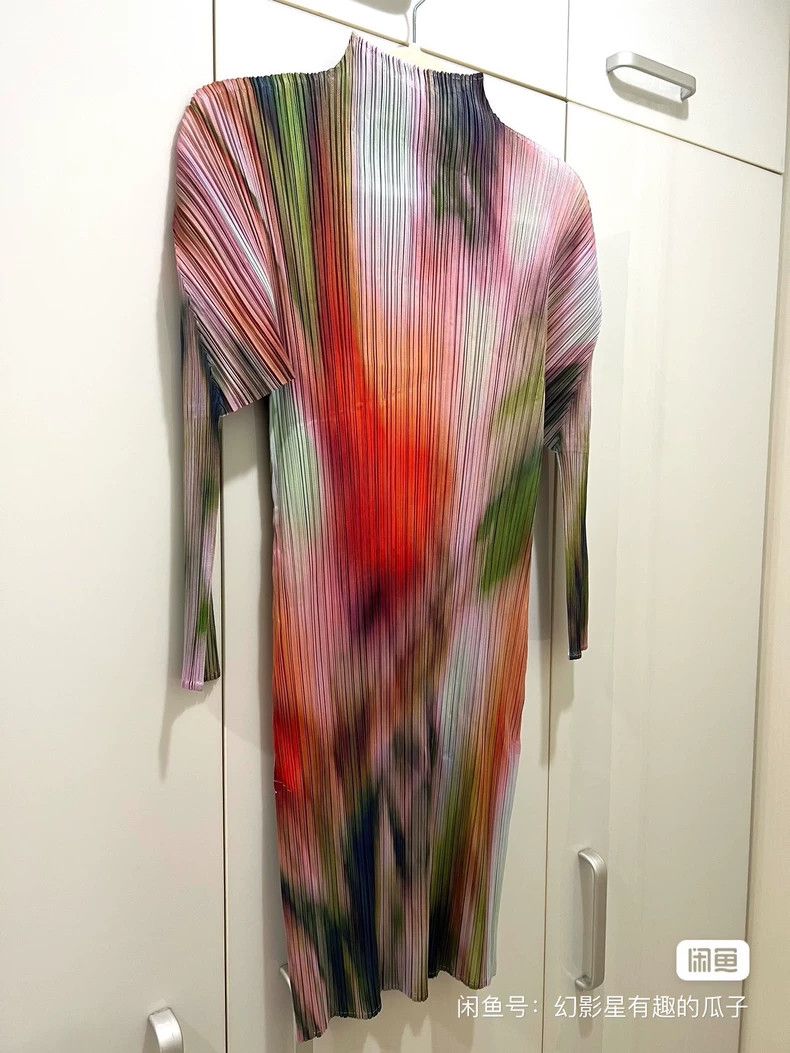 Issey Miyake Issey Miyake Radish small high-neck top Size L / US 10 / IT 46 - 2 Thumbnail