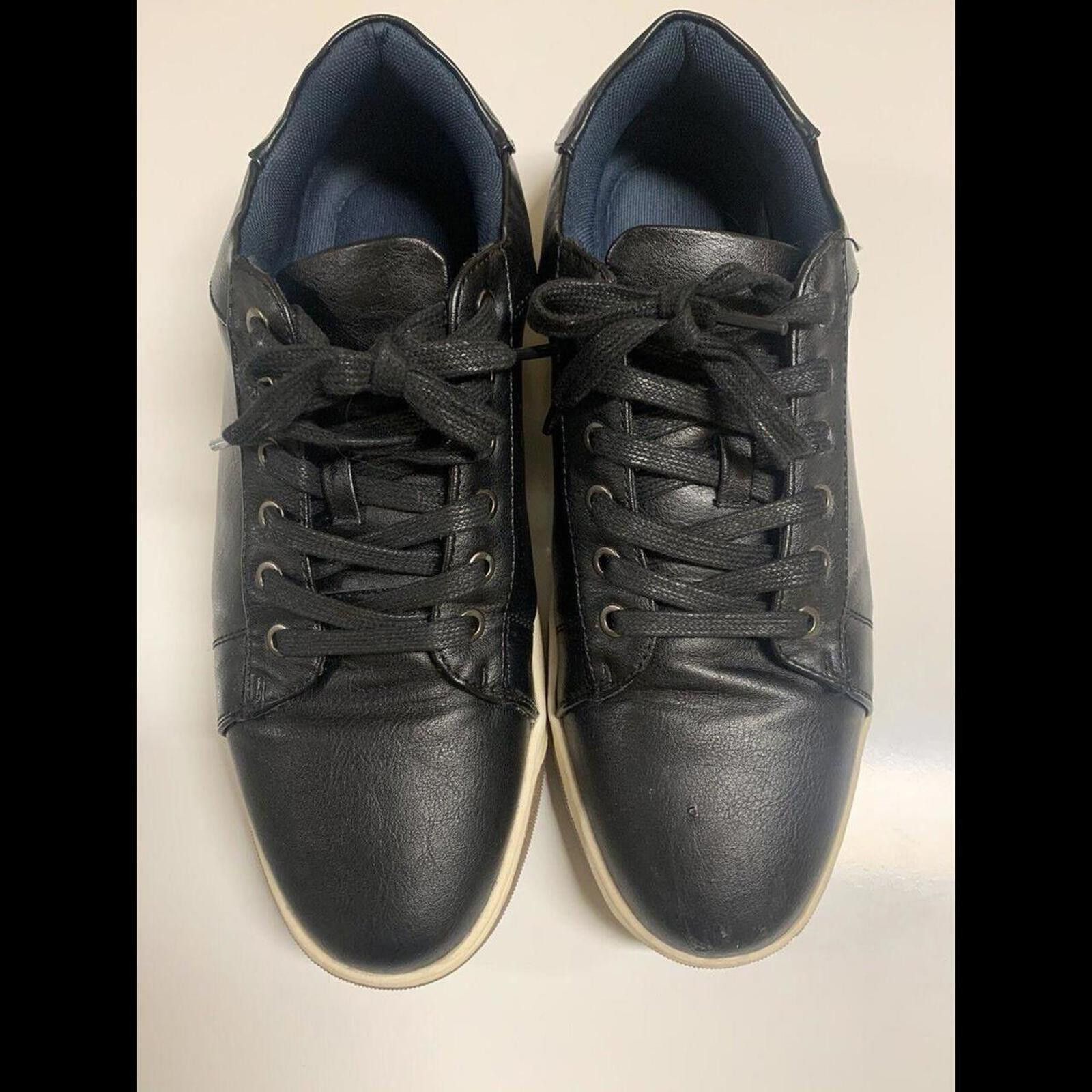 Other Men's Black Trainer Size US 10.5 / EU 43-44 - 1 Thumbnail