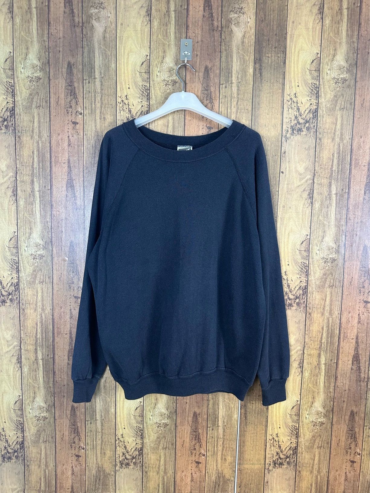 Vintage Vintage Hanes Usa Sunfaded Blank Crewneck A300 Size US XL / EU 56 / 4 - 1 Thumbnail