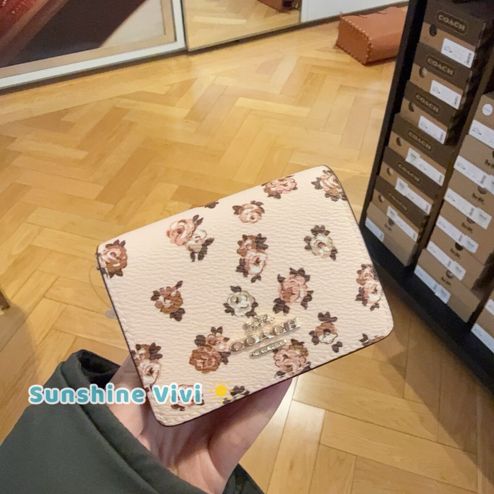Coach NWT Coach CZ022 Mini Leather Wallet Chain Blush Pink Roses Size ONE SIZE - 1 Thumbnail
